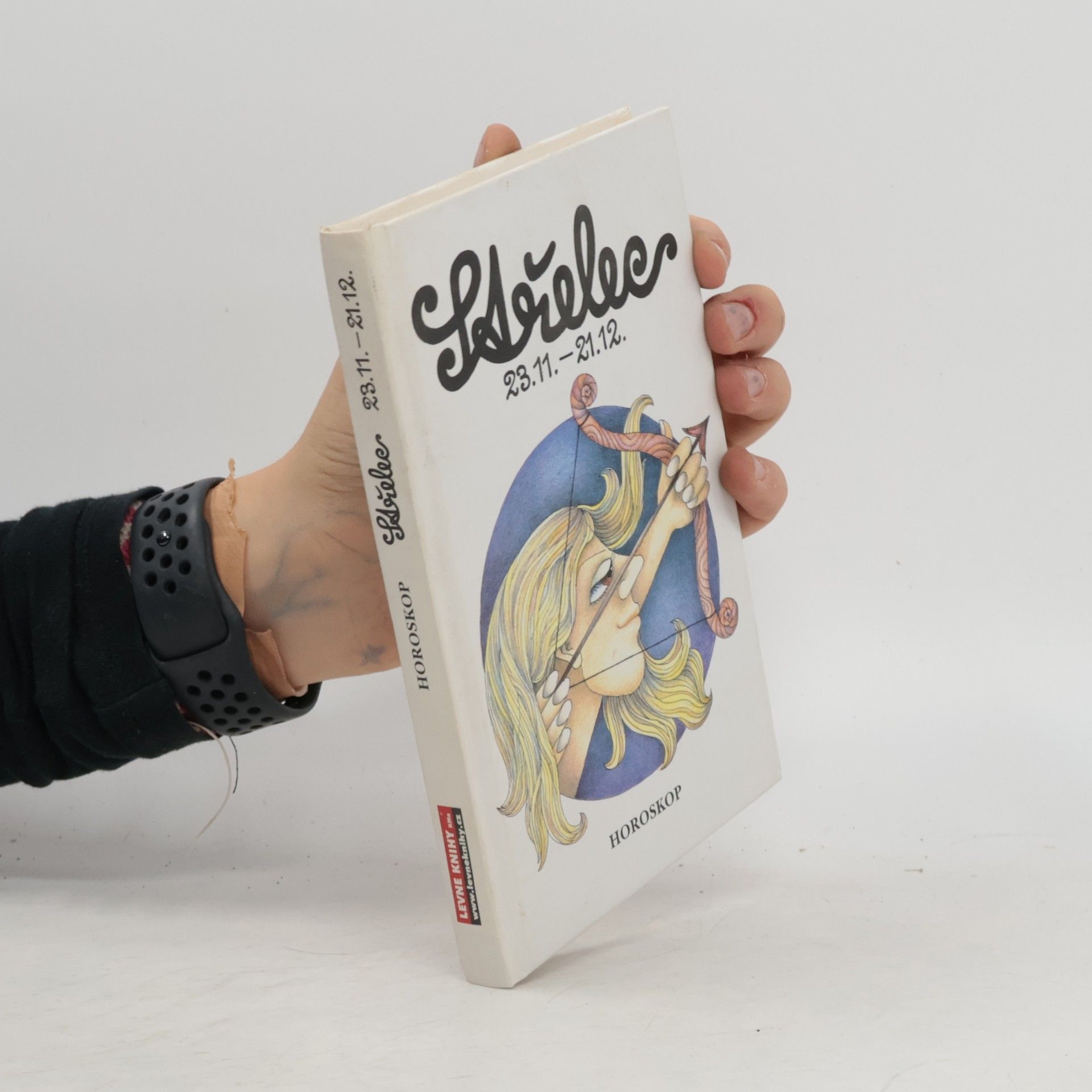 Peter M. Jolin Střelec: Křížem krážem zvěrokruhem