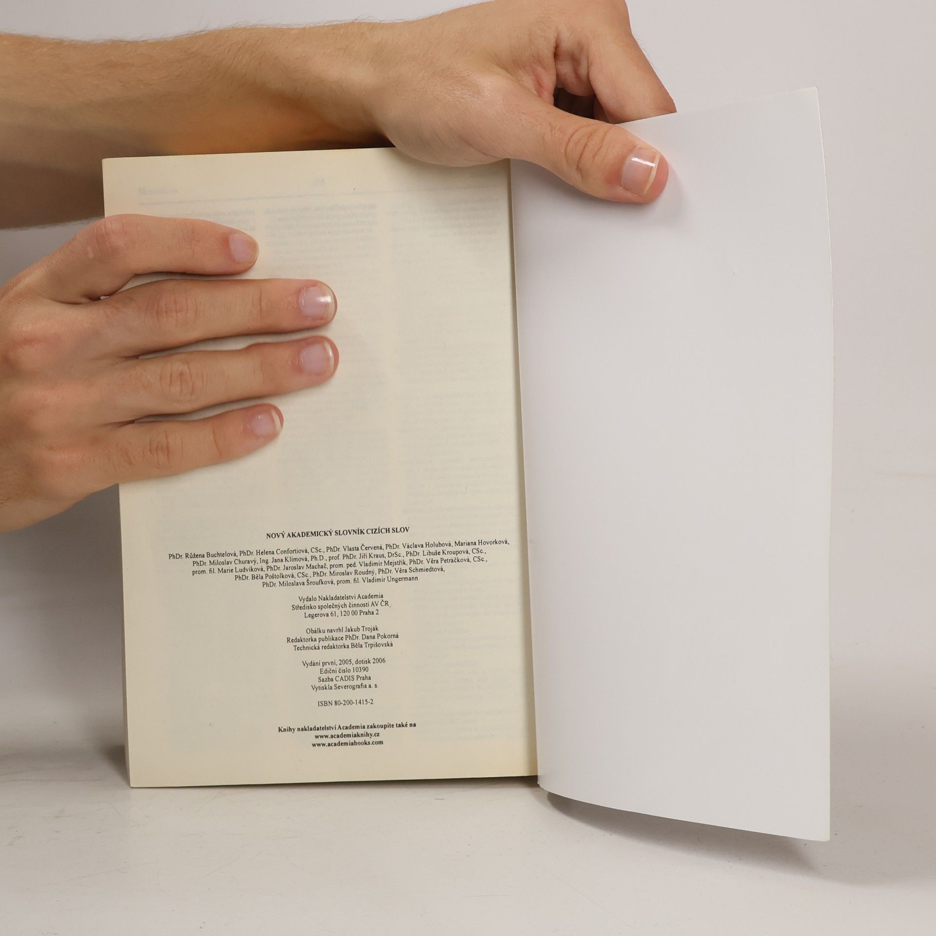 Jiří Kraus Nový akademický slovník cizích slov A-Ž. Studentské vydání