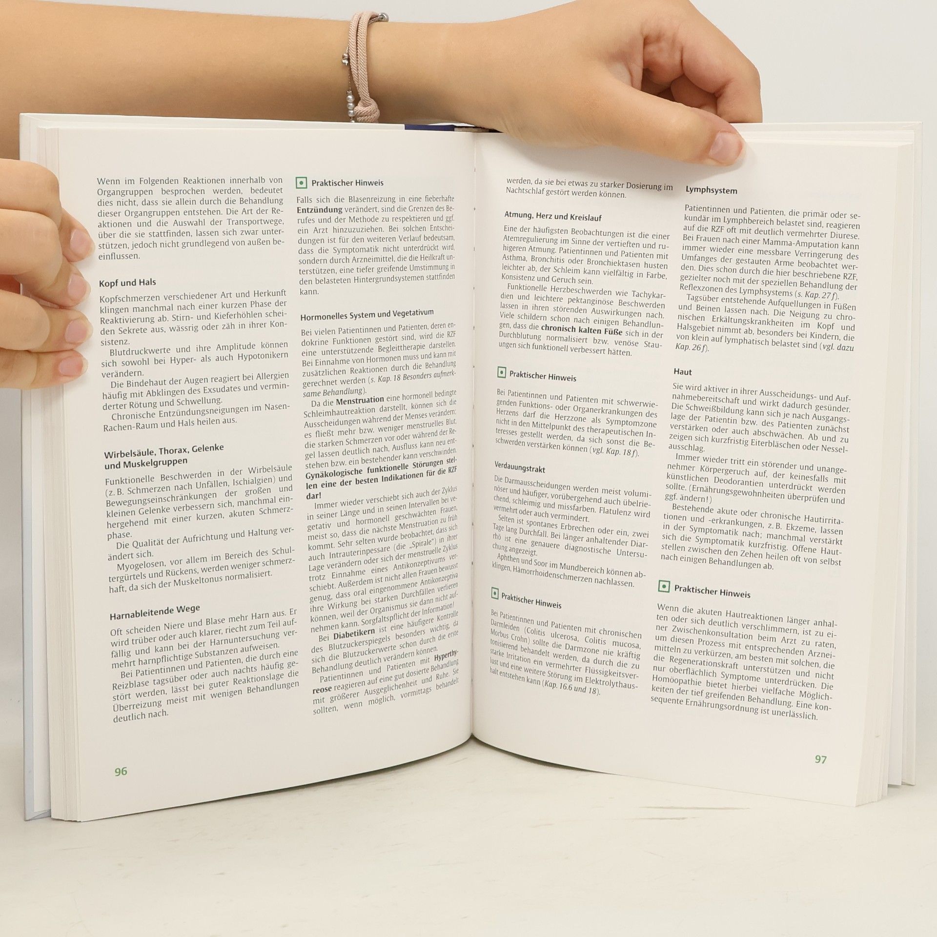 Hanne Marquardt Praktisches Lehrbuch der Reflexzonentherapie am Fuß
