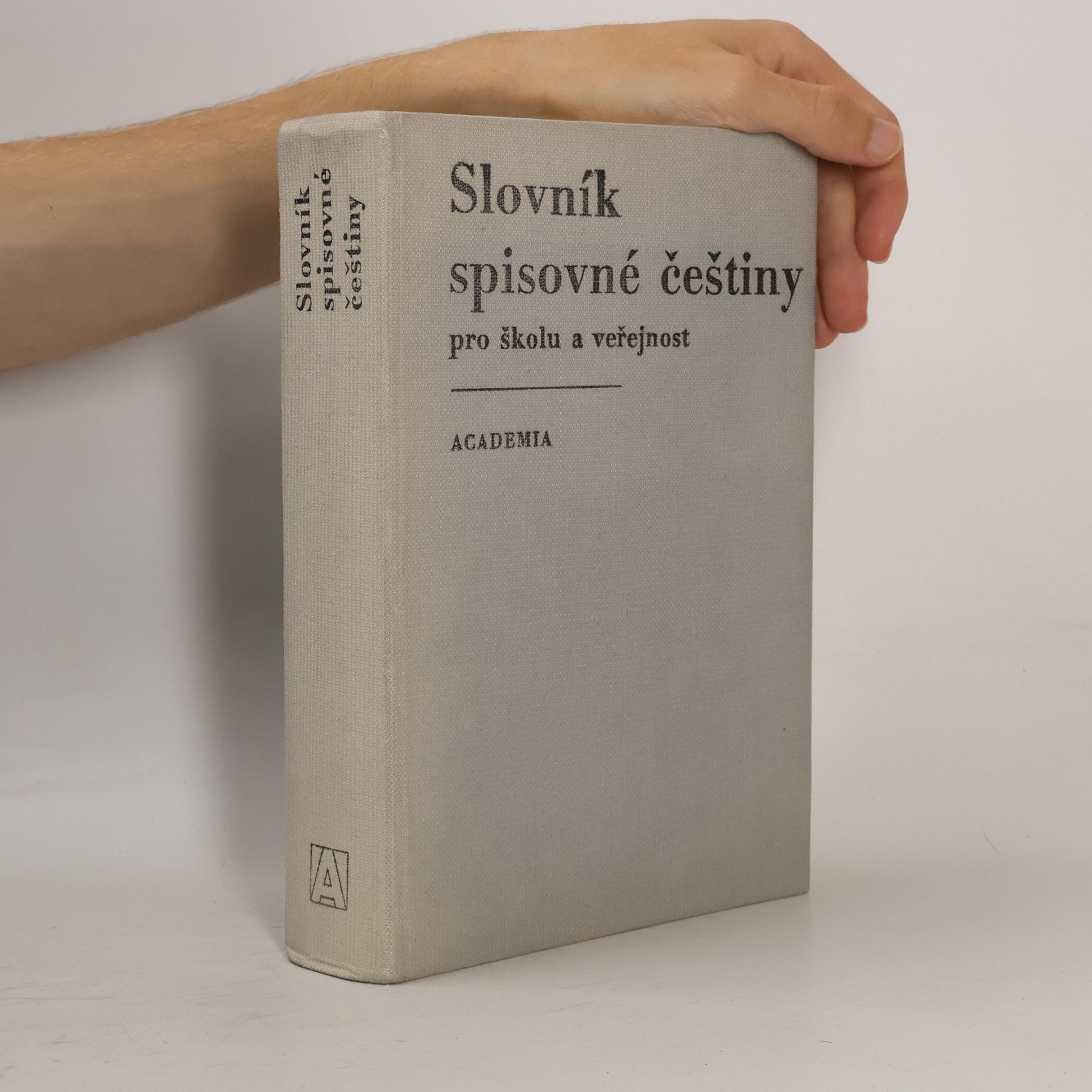 Josef Filipec Slovník spisovné češtiny pro školu a veřejnost