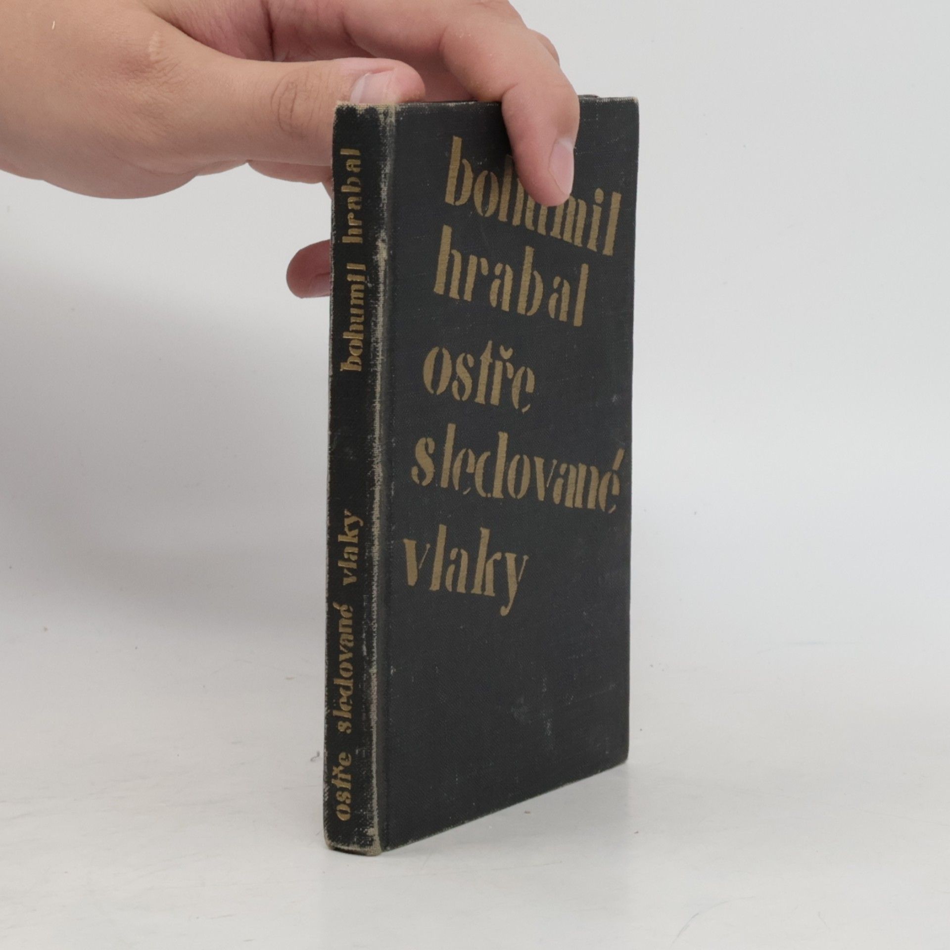 Bohumil Hrabal Ostře sledované vlaky