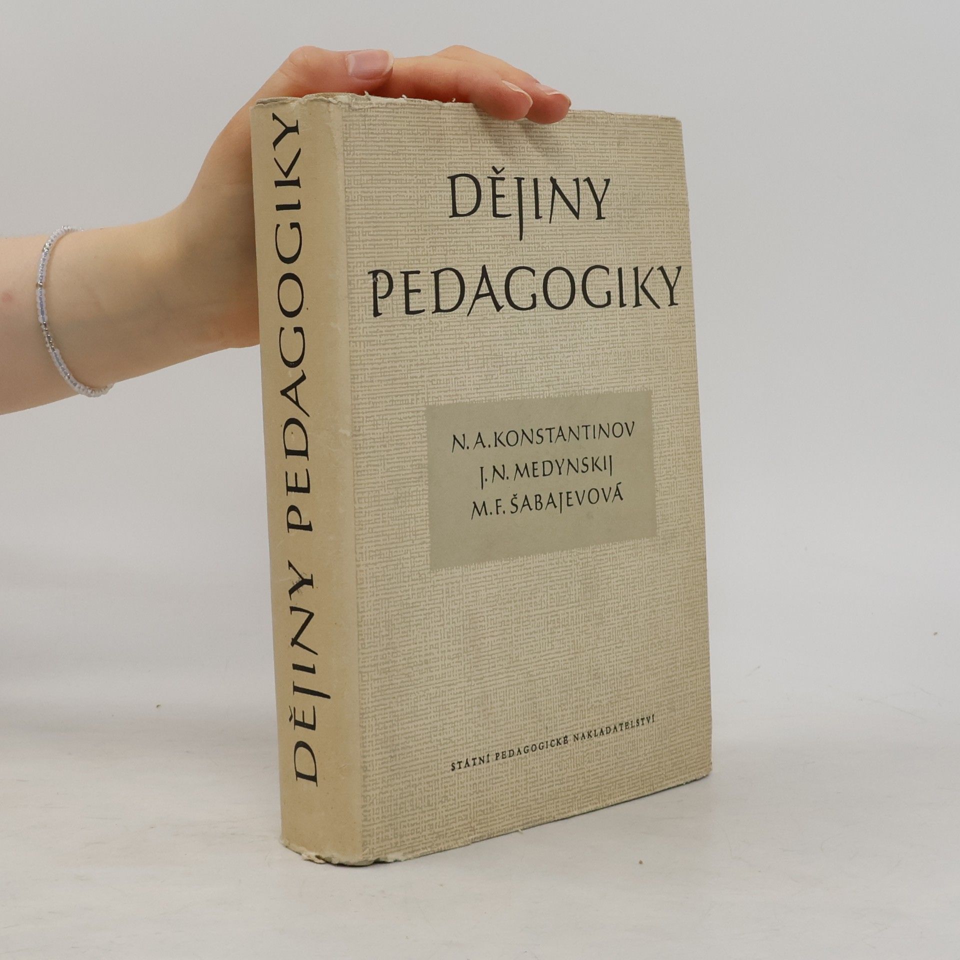 J. N. Medynskij Dějiny pedagogiky
