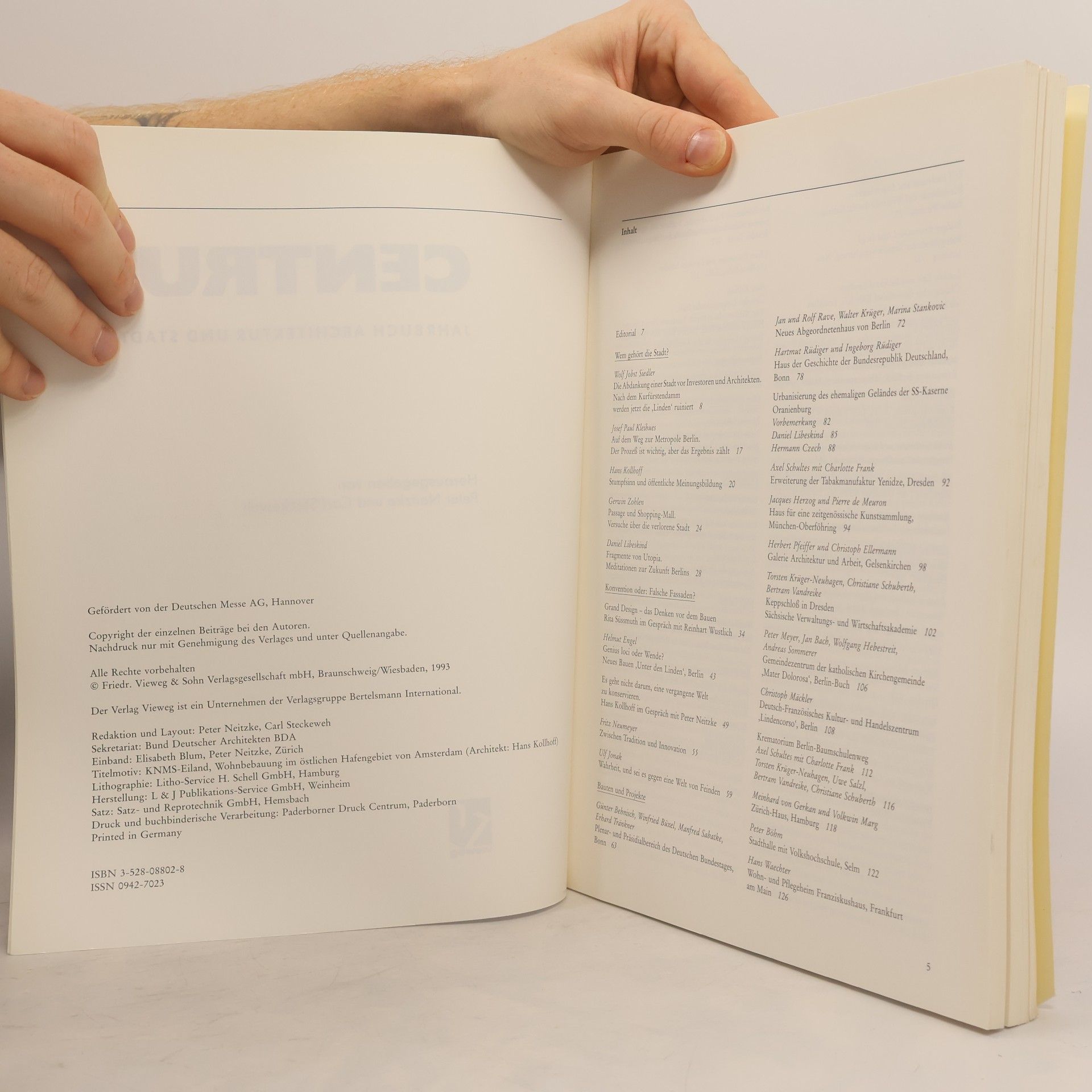 Peter Neitzke Jahrbuch Architektur und Stadt 1993. Centrum