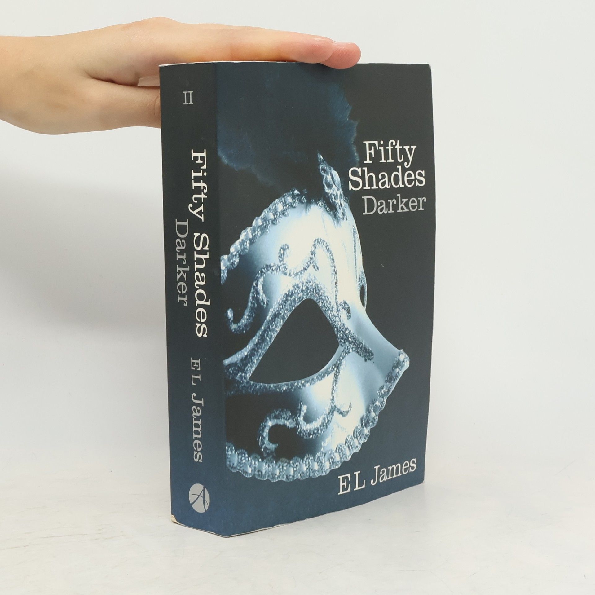 E. L. James Fifty Shades Darker