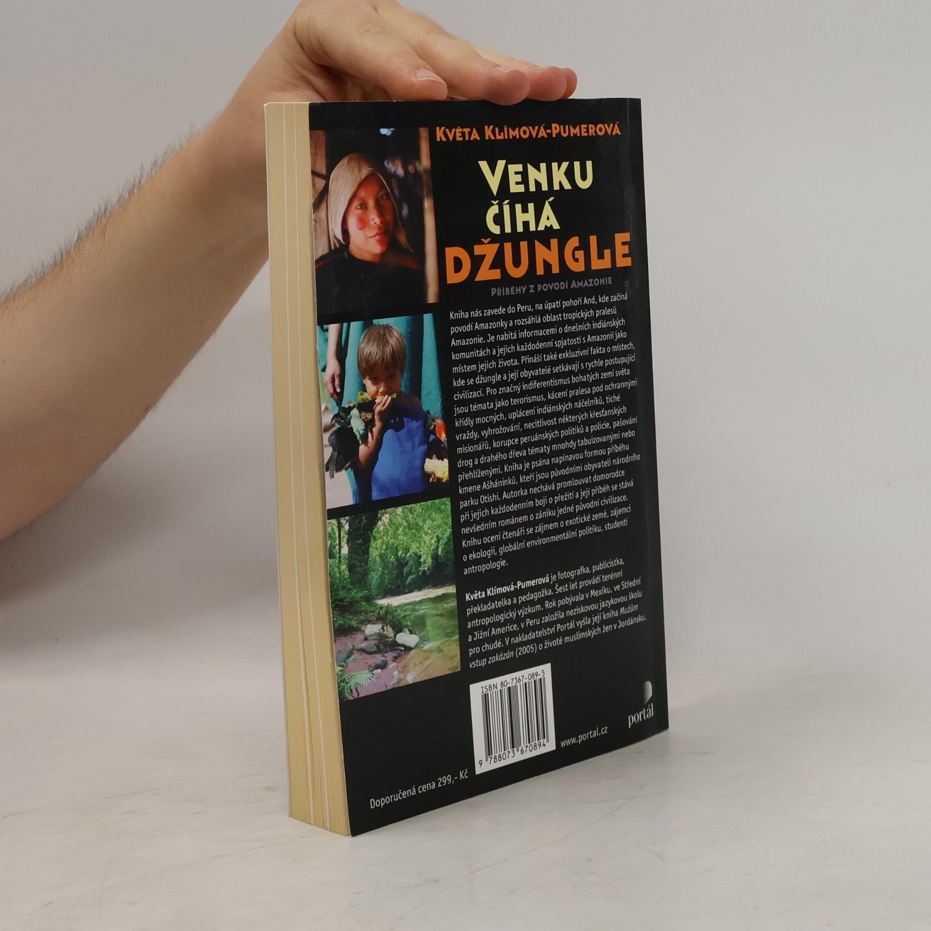Květa KlímováPumerová Venku číhá džungle: Příběhy z povodí Amazonie