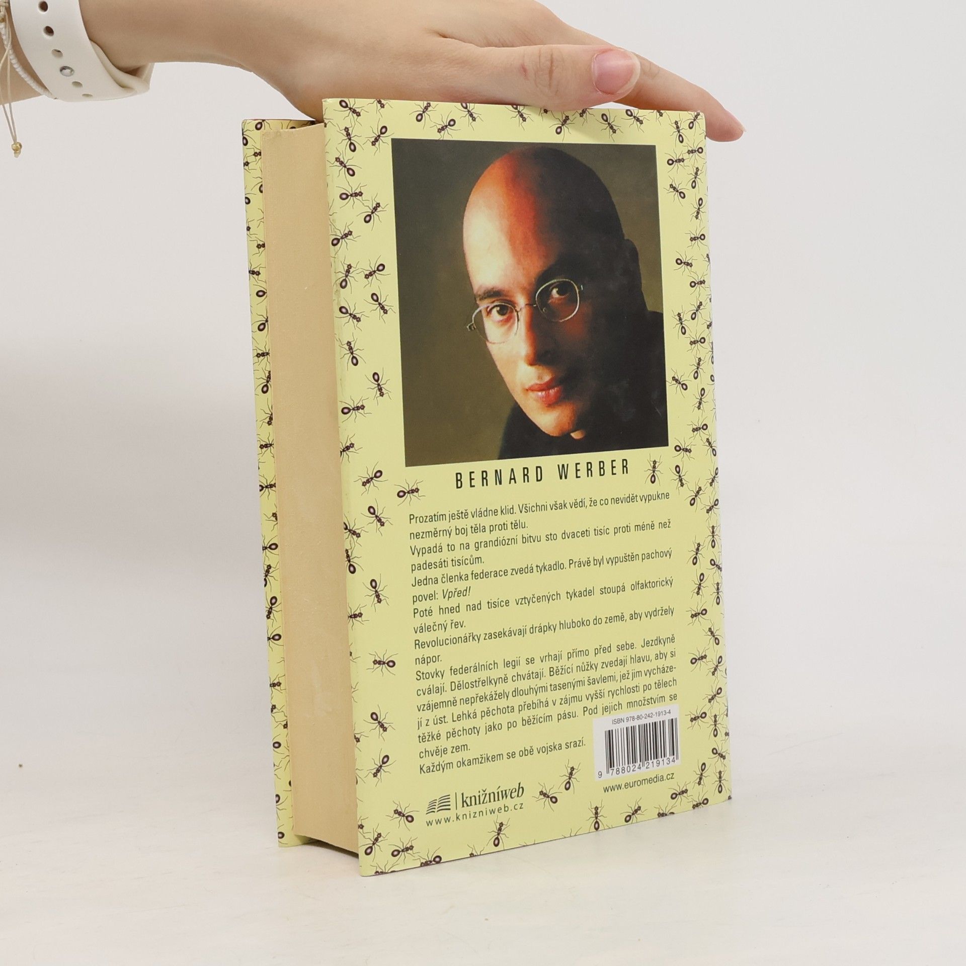 Bernard Werber Revoluce mravenců