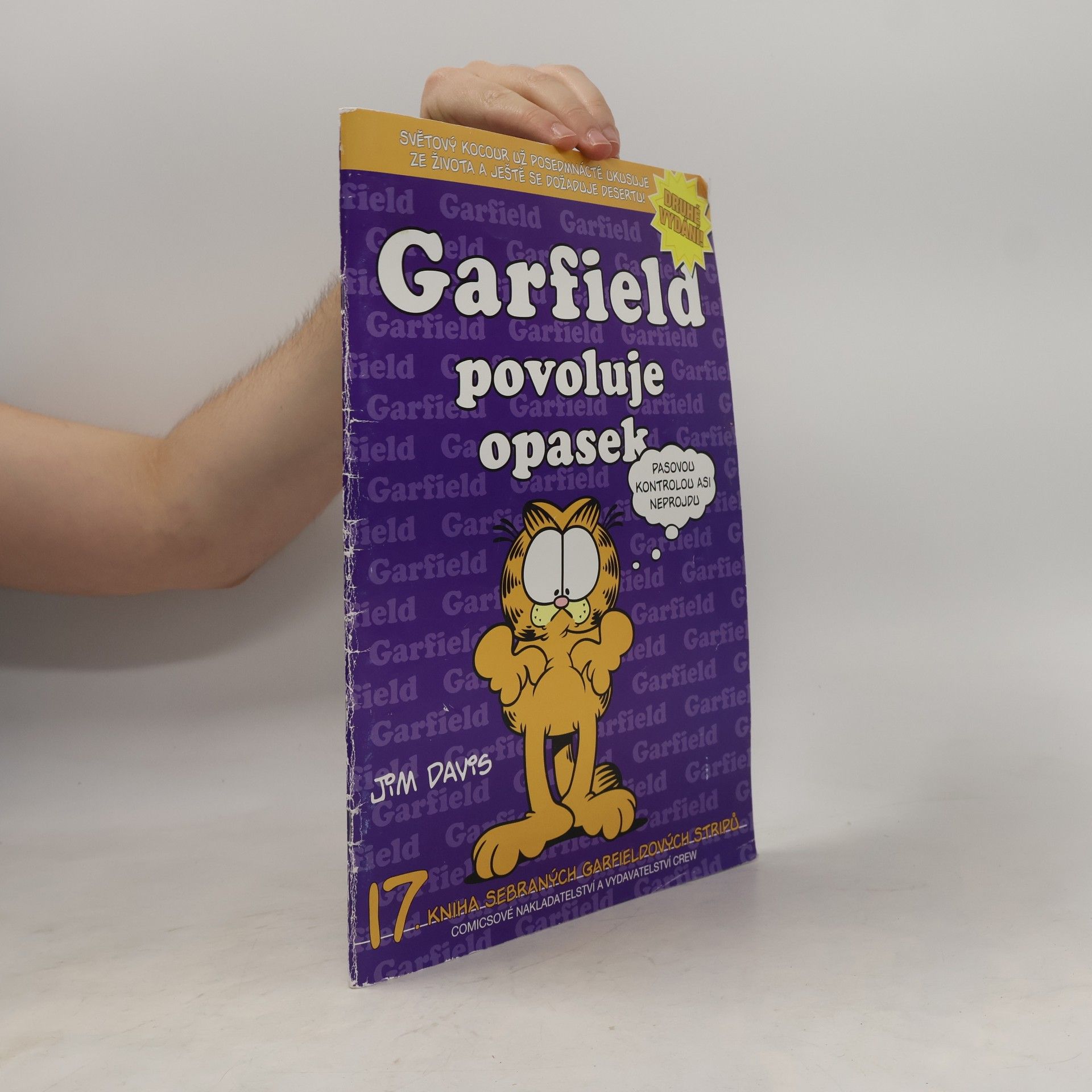 Jim Davis Garfield povoluje opasek