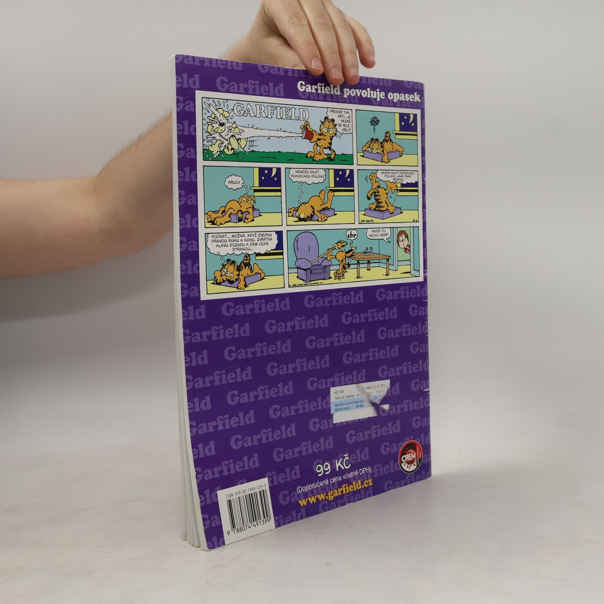 Jim Davis Garfield povoluje opasek