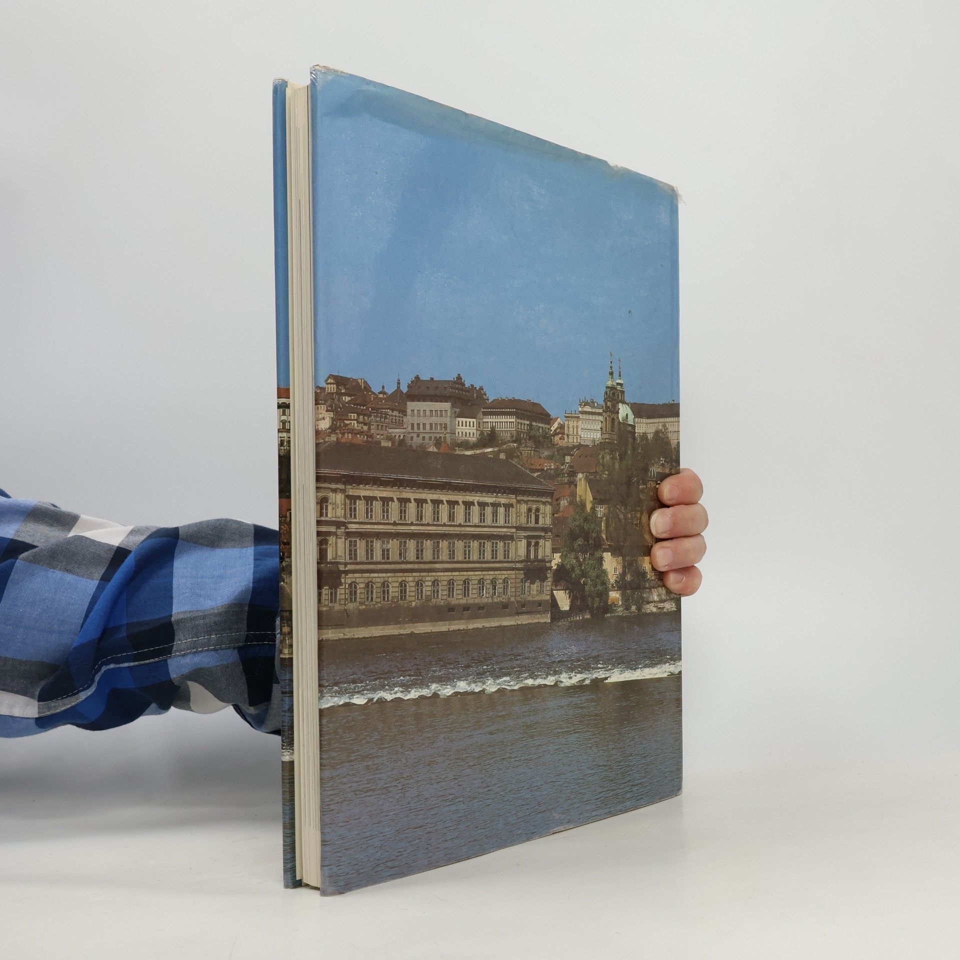 Autorenkollektiv Prag im Herzen Europas
