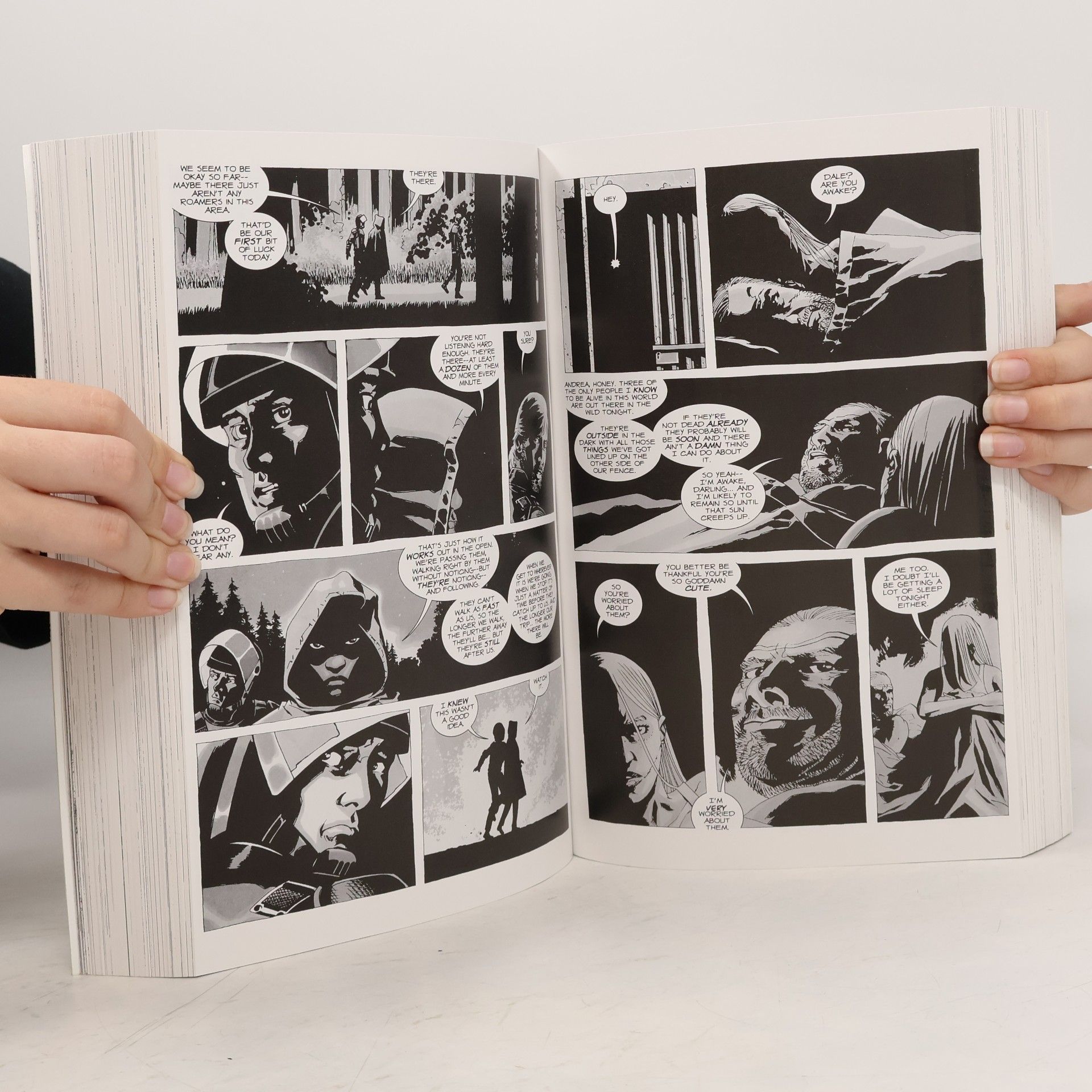 Robert Kirkman Walking Dead Compendium Volume 1