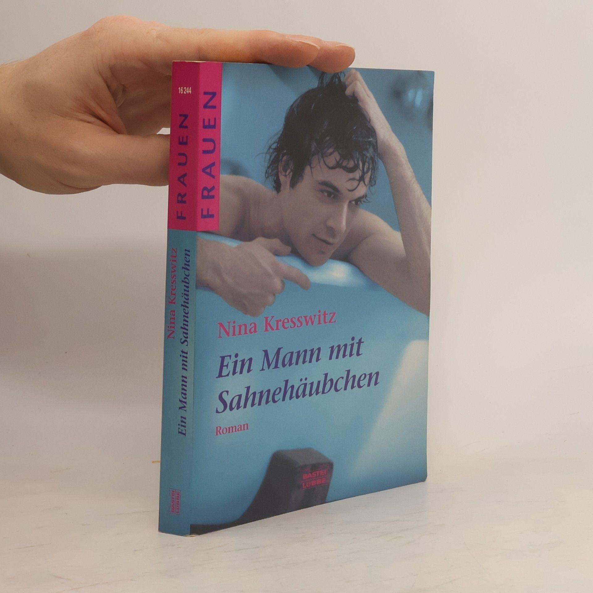 Nina Kresswitz Ein Mann mit Sahnehäubchen