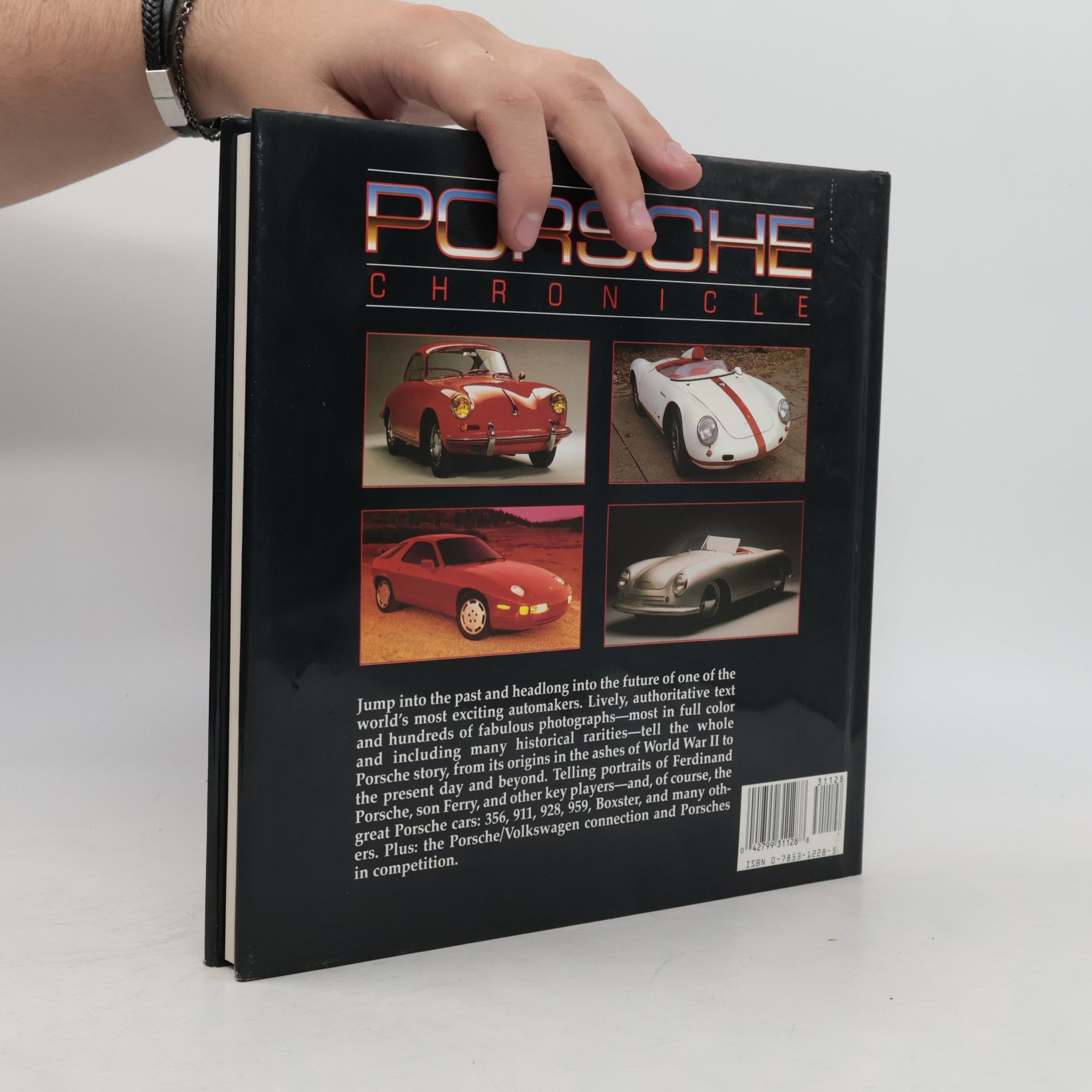 The Auto Editors Of Consumer Guide Porsche Chronicle