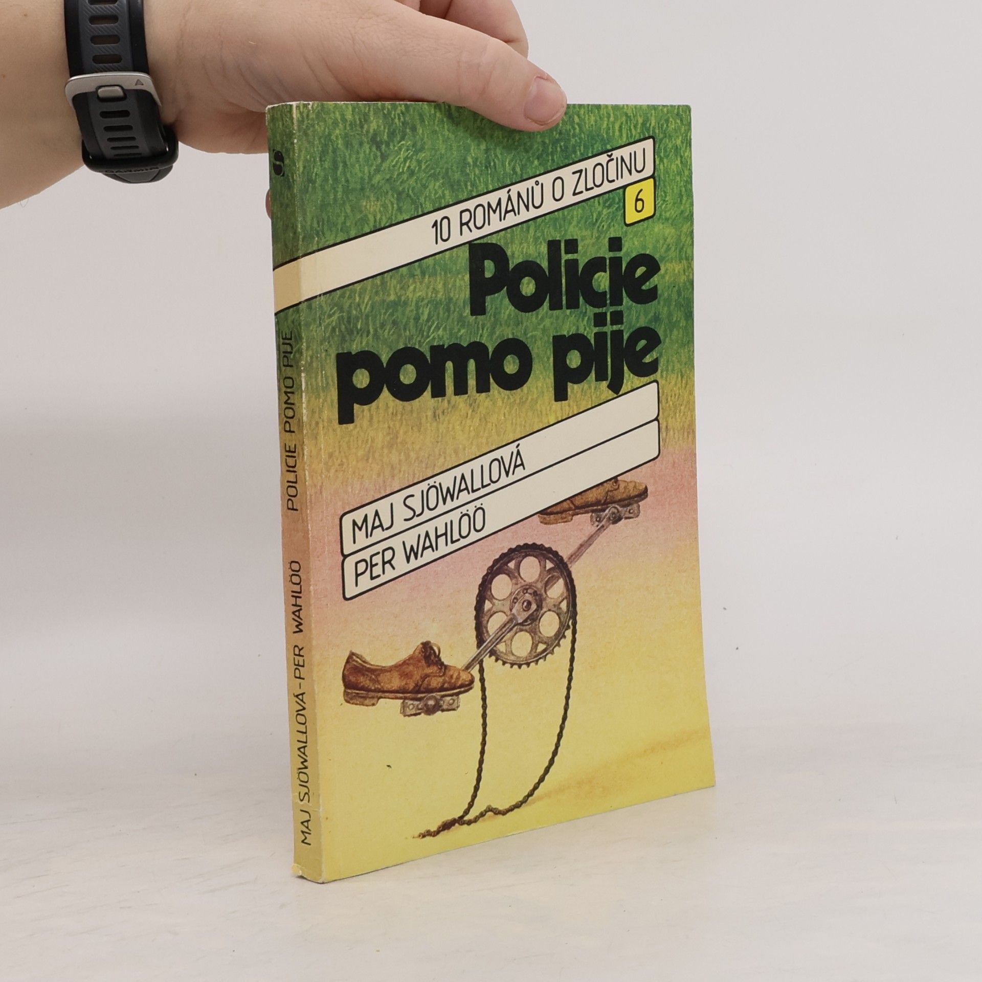 Maj Sjöwallová Policie pomo pije