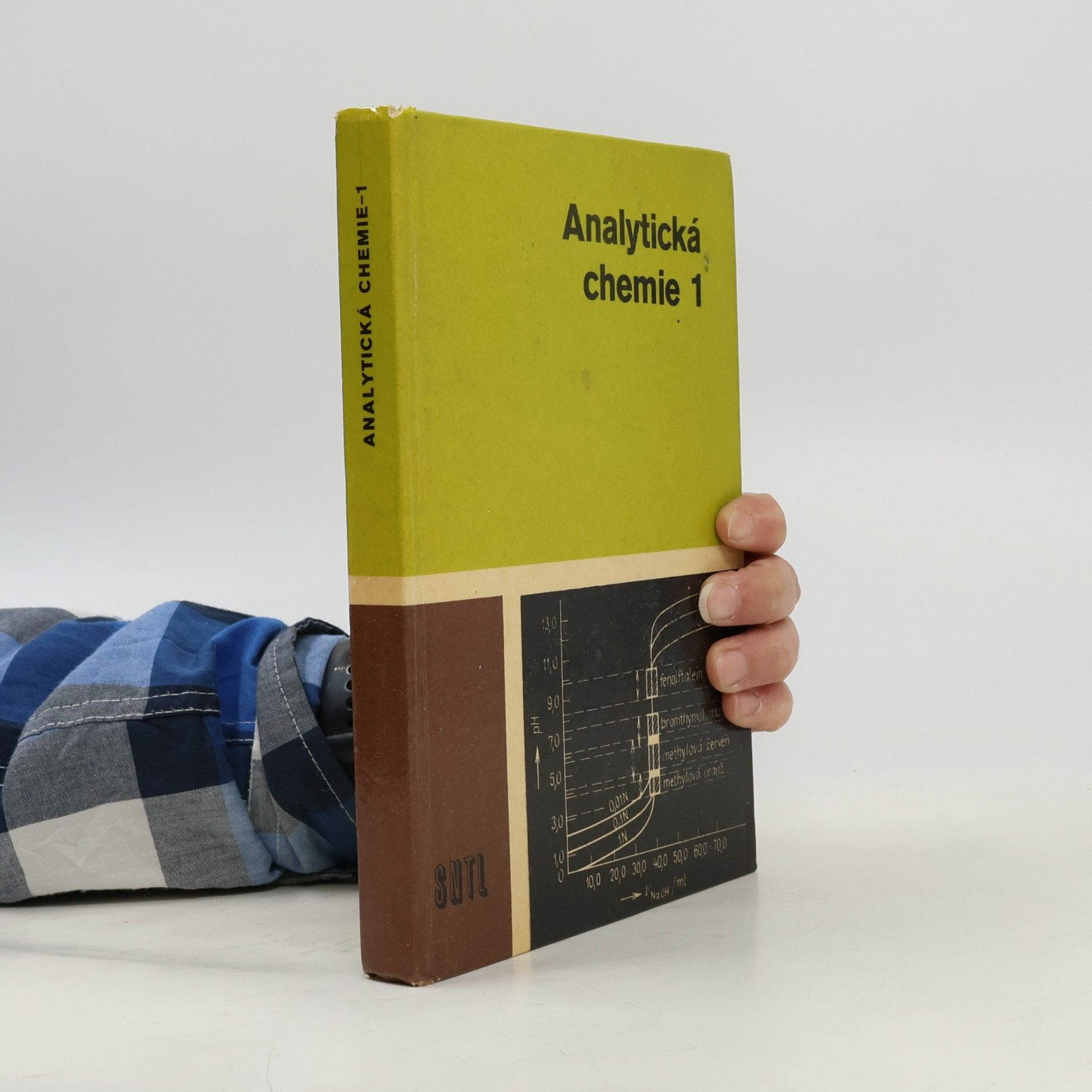 Autorenkollektiv Analytická chemie 1