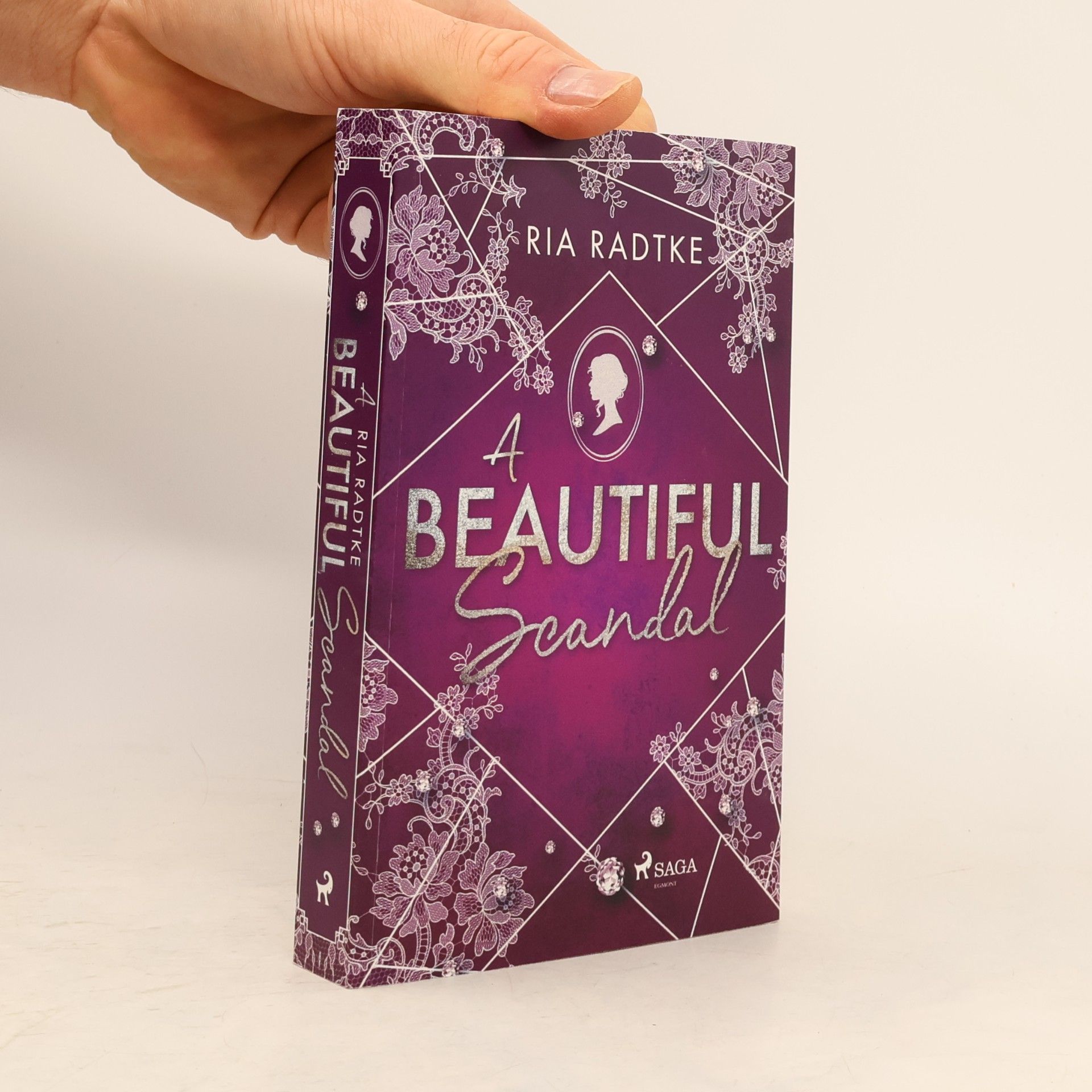 Ria Radtke A Beautiful Scandal