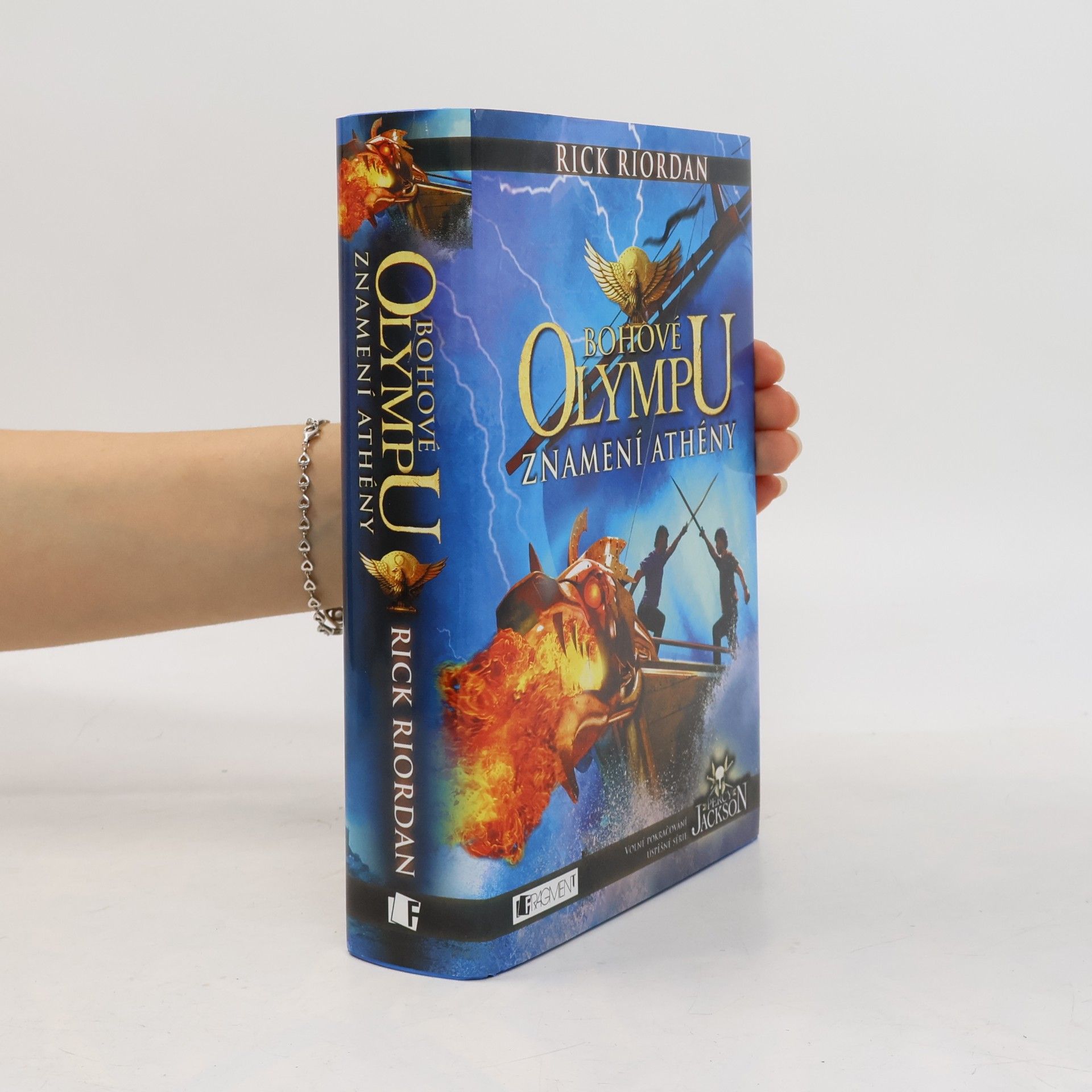 Rick Riordan Bohové Olympu. Znamení Athény