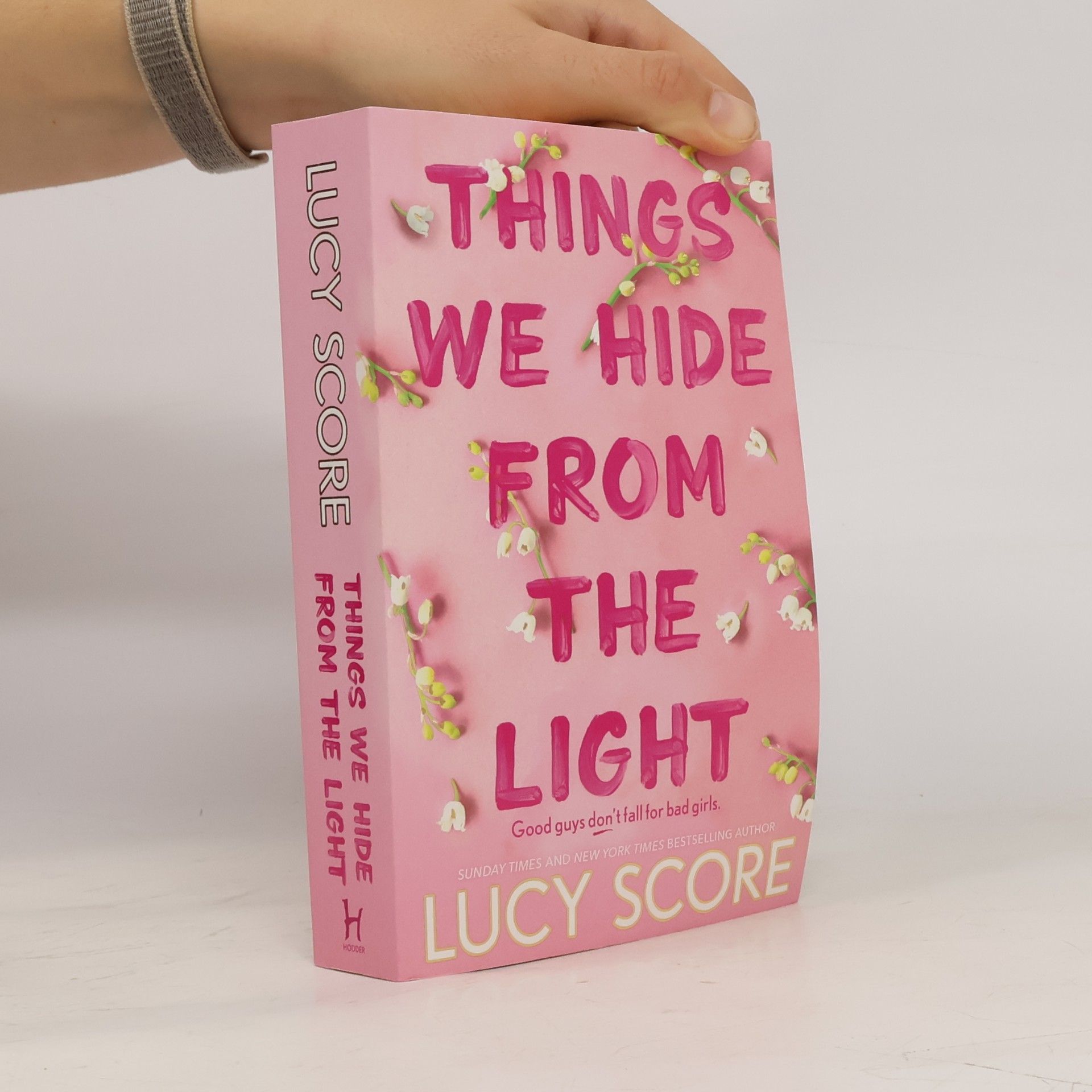 Lucy Score Things we hide from the light
