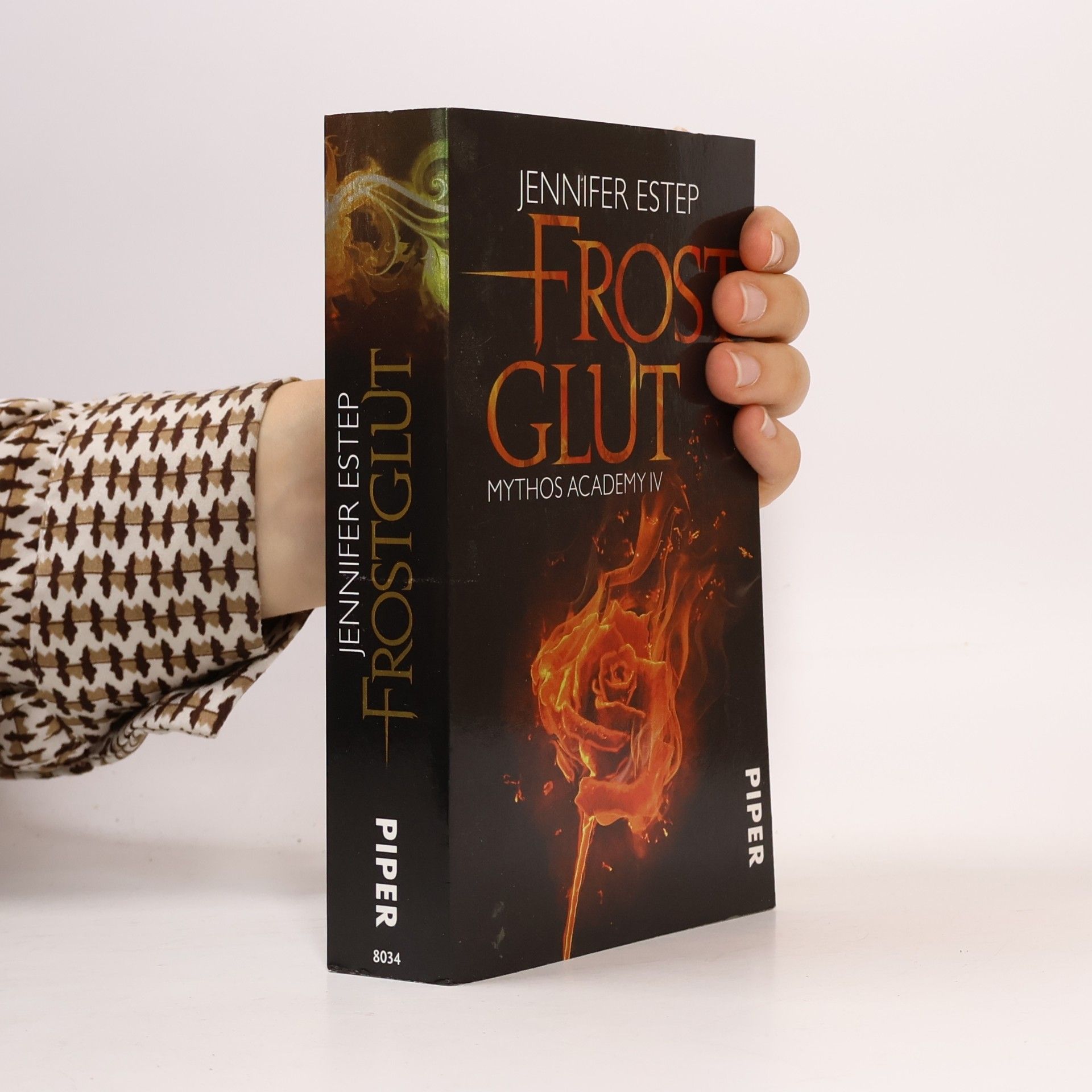 Jennifer Estep Frost Glut