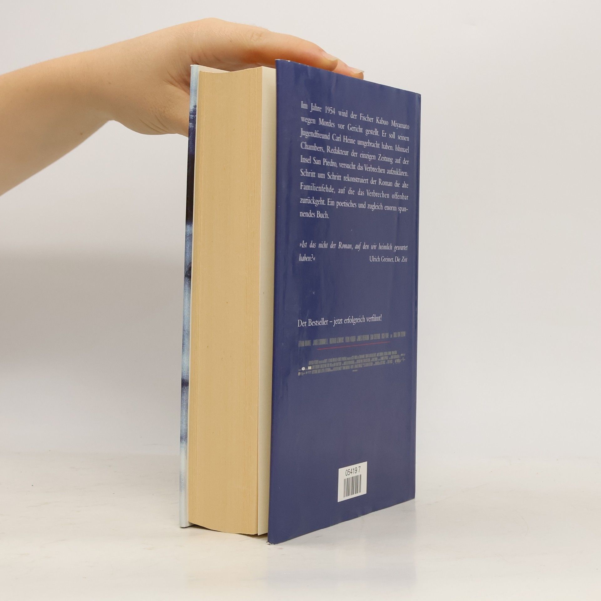 David Guterson Sníh padá na cedry (460 s.)