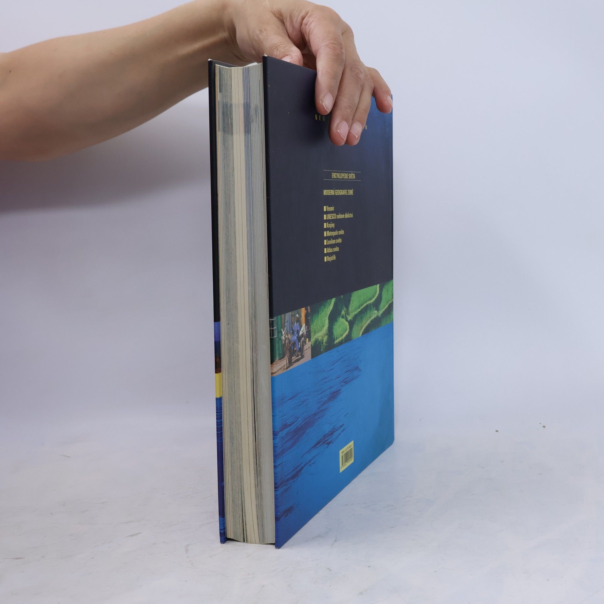 Autores varios Encyklopedie světa s atlasem světa