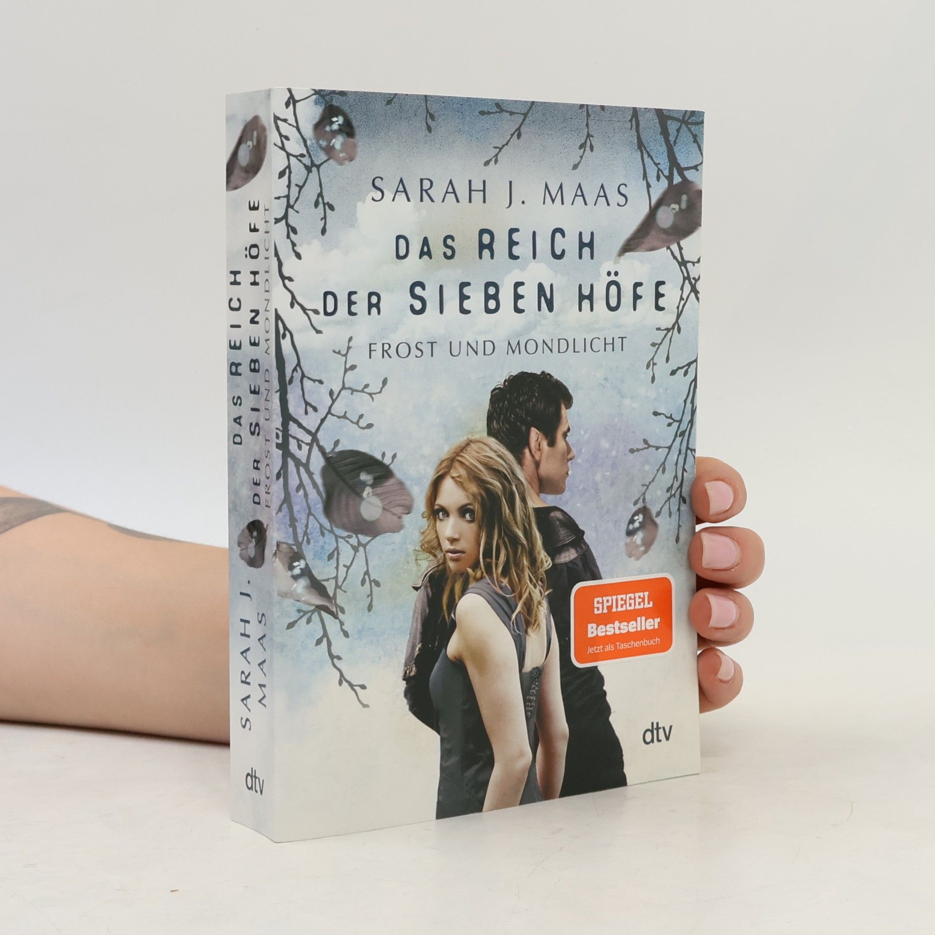 Das Reich der Sieben Höfe: Frost und Mondlicht
