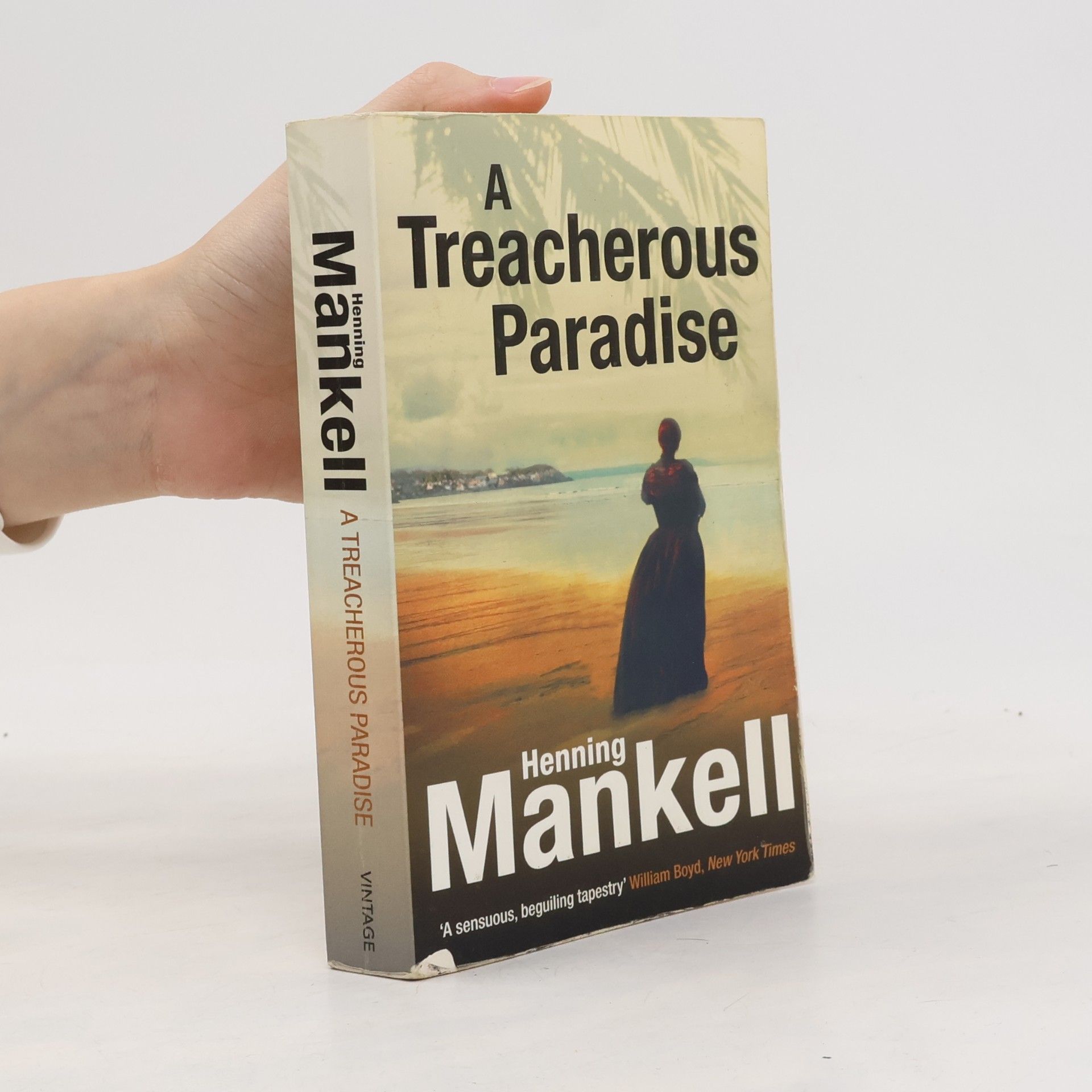 Henning Mankell A Treacherous Paradise