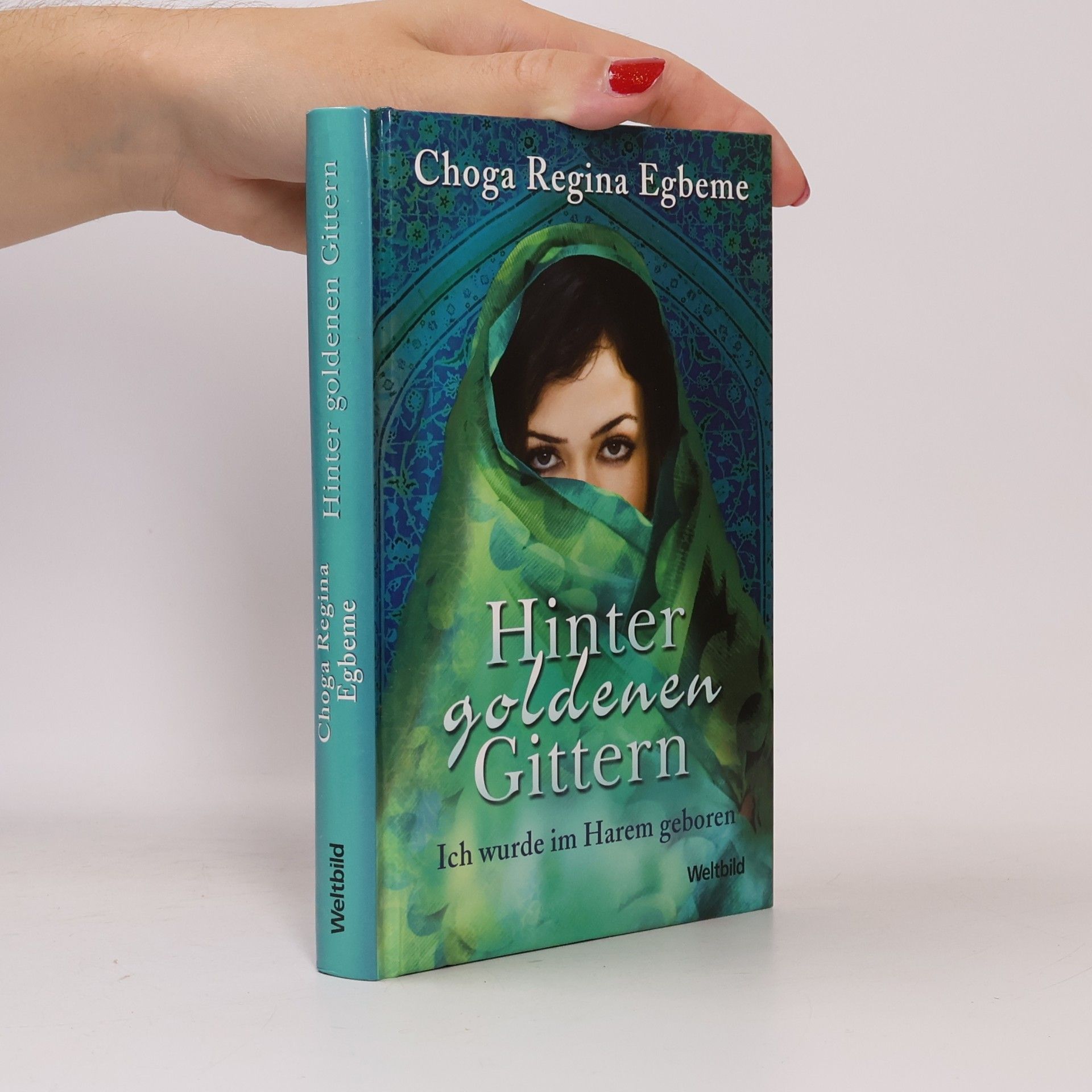 Choga Regina Egbeme Hinter goldenen Gittern