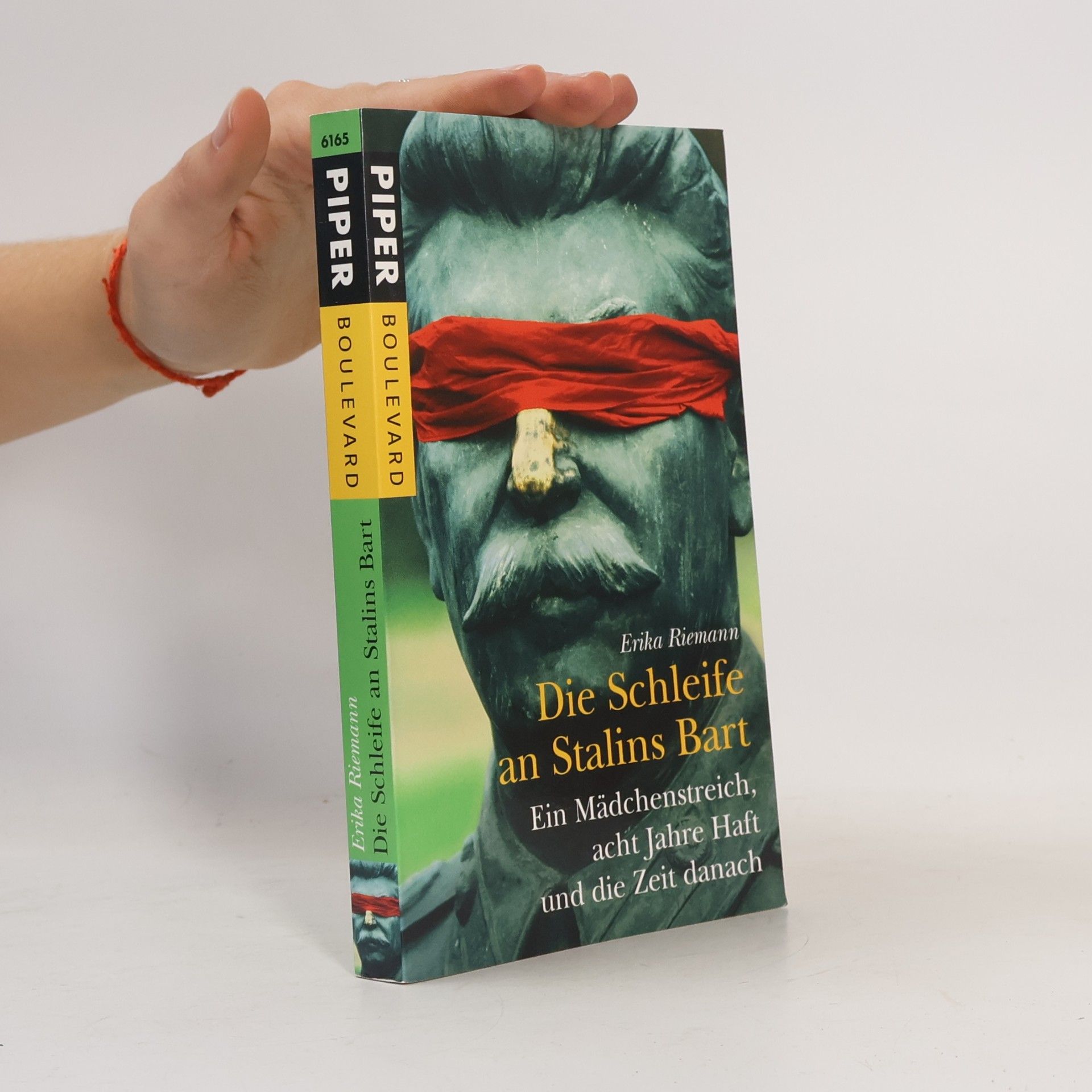 Erika Riemann Die Schleife an Stalins Bart