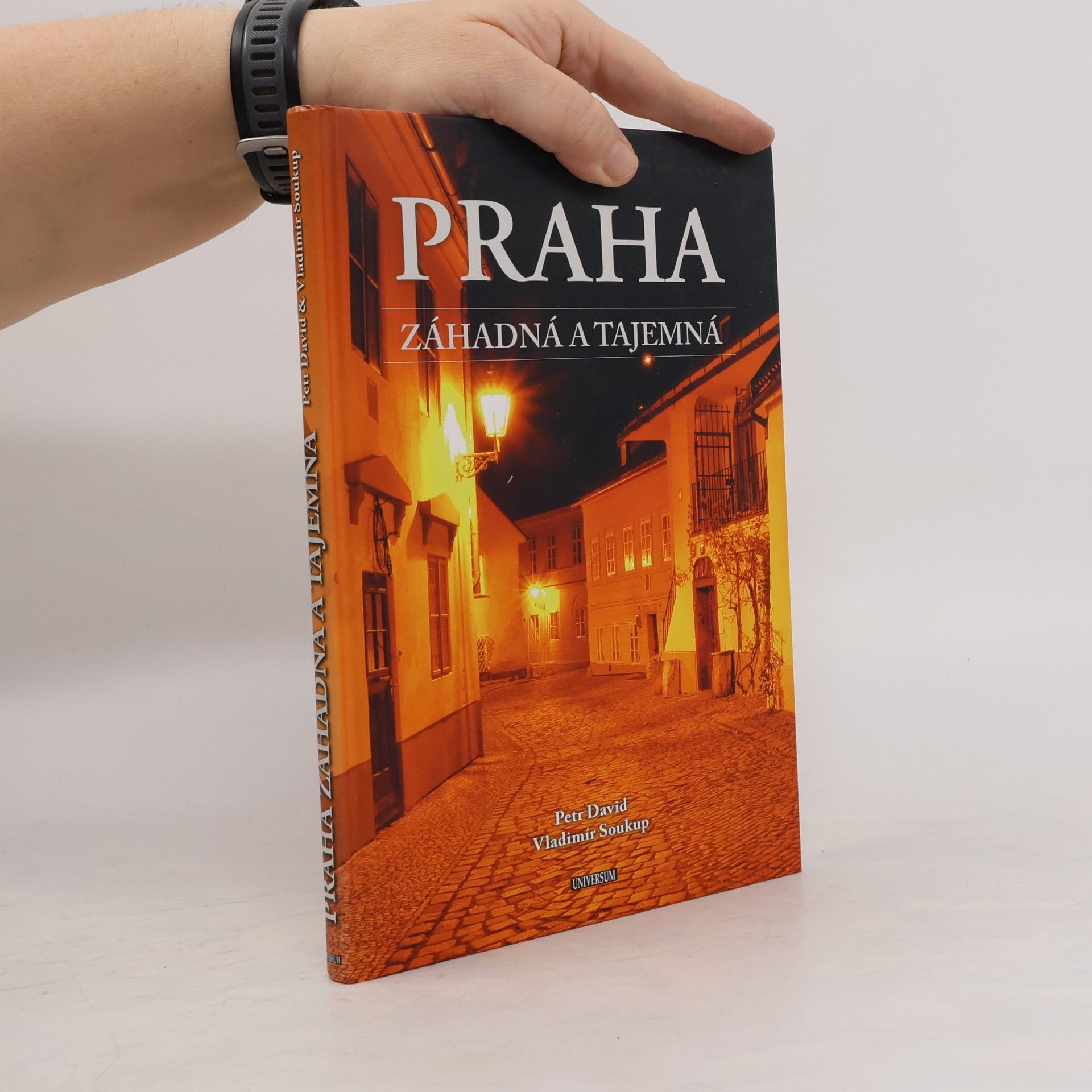 Praha záhadná a tajemná