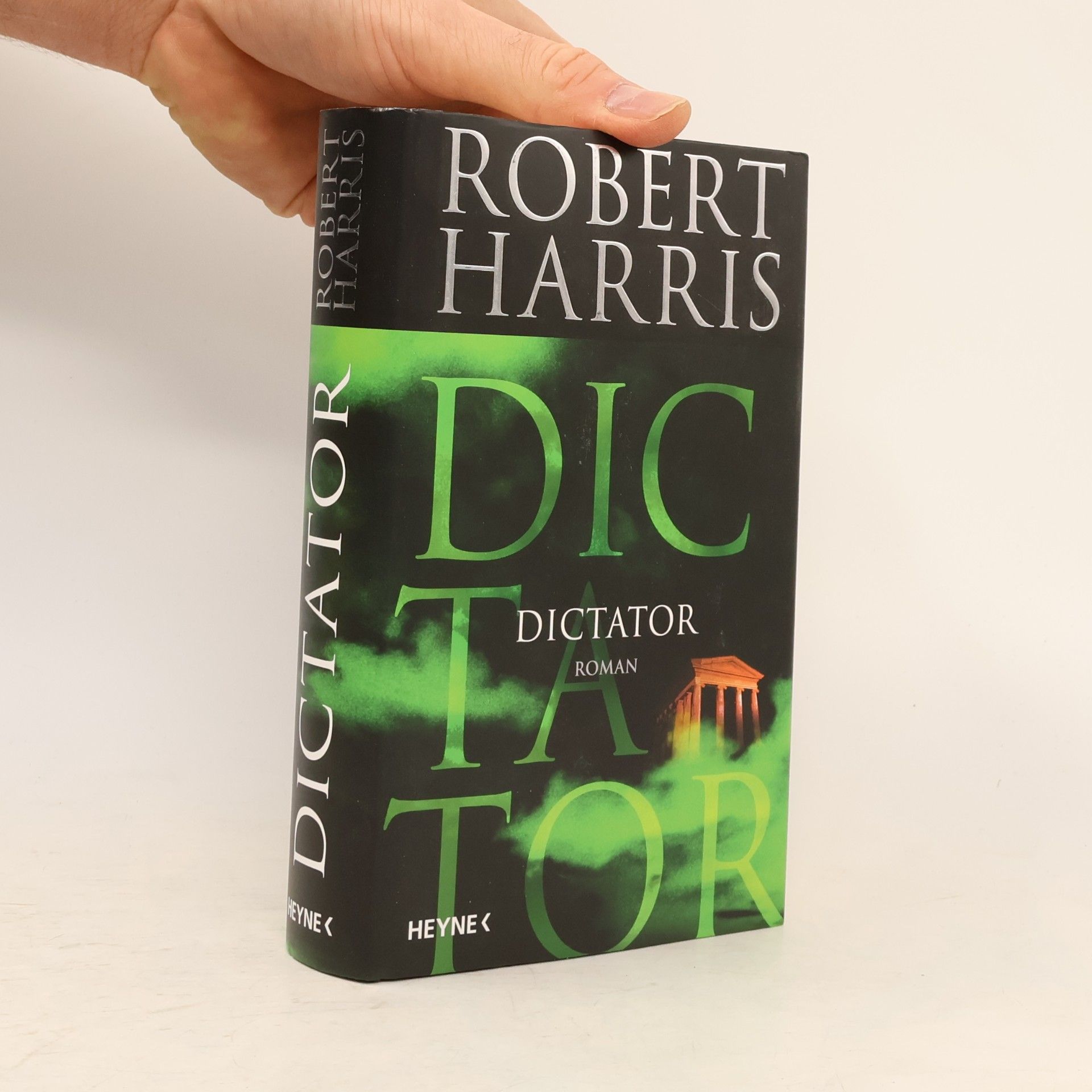 Robert Harris Dictator