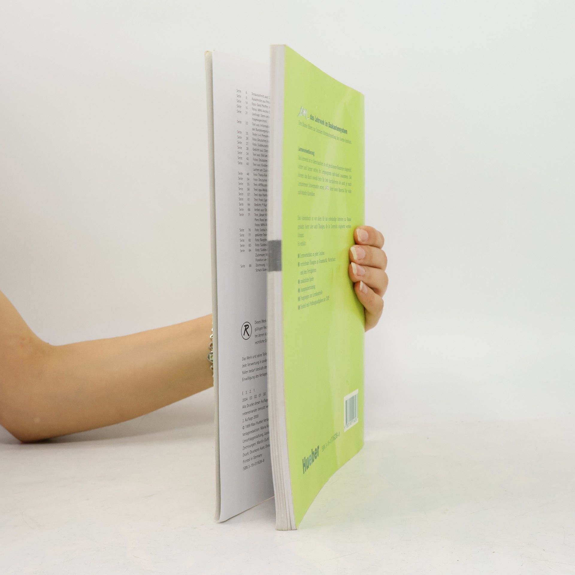 Michaela Perlmann-Balme em Abschlusskurs : Deutsch als Fremdsprache für Mittelstufe. Arbeitsbuch