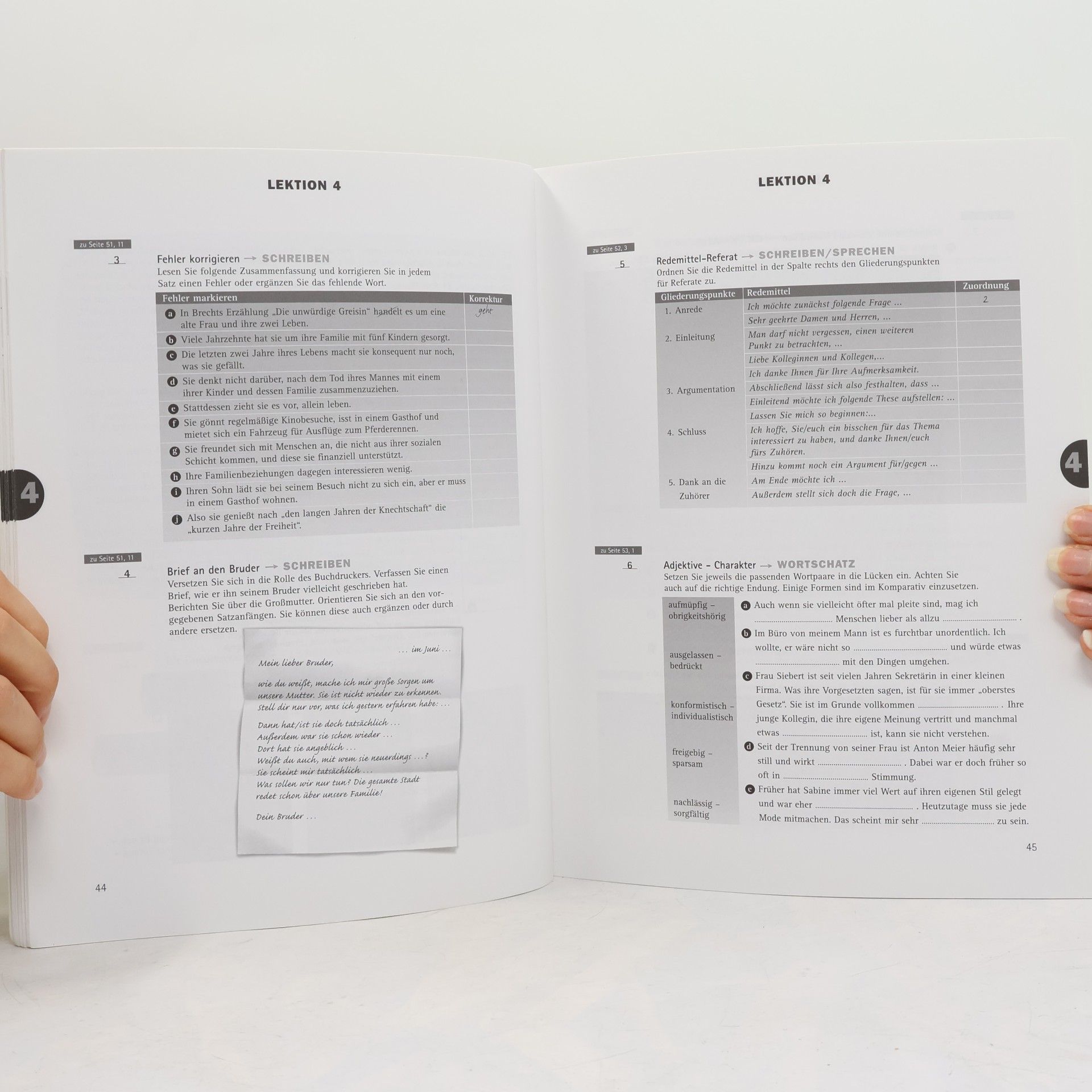 Michaela Perlmann-Balme em Abschlusskurs : Deutsch als Fremdsprache für Mittelstufe. Arbeitsbuch