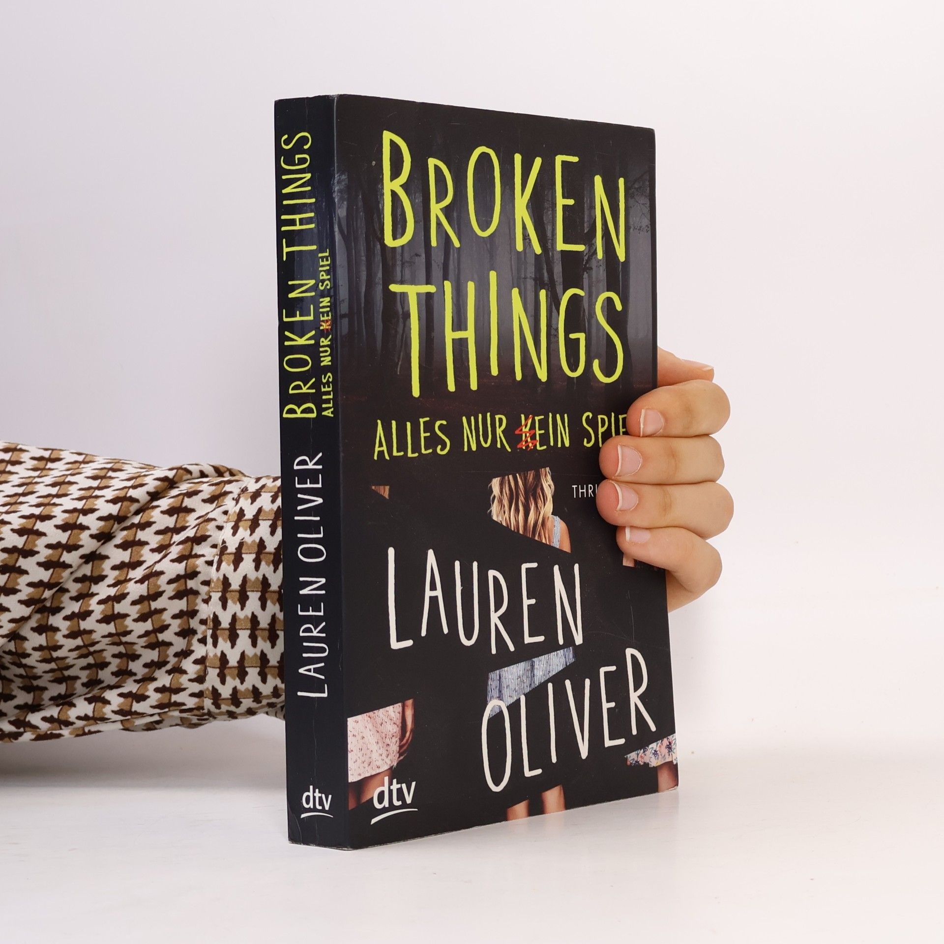 Lauren Oliver Broken things