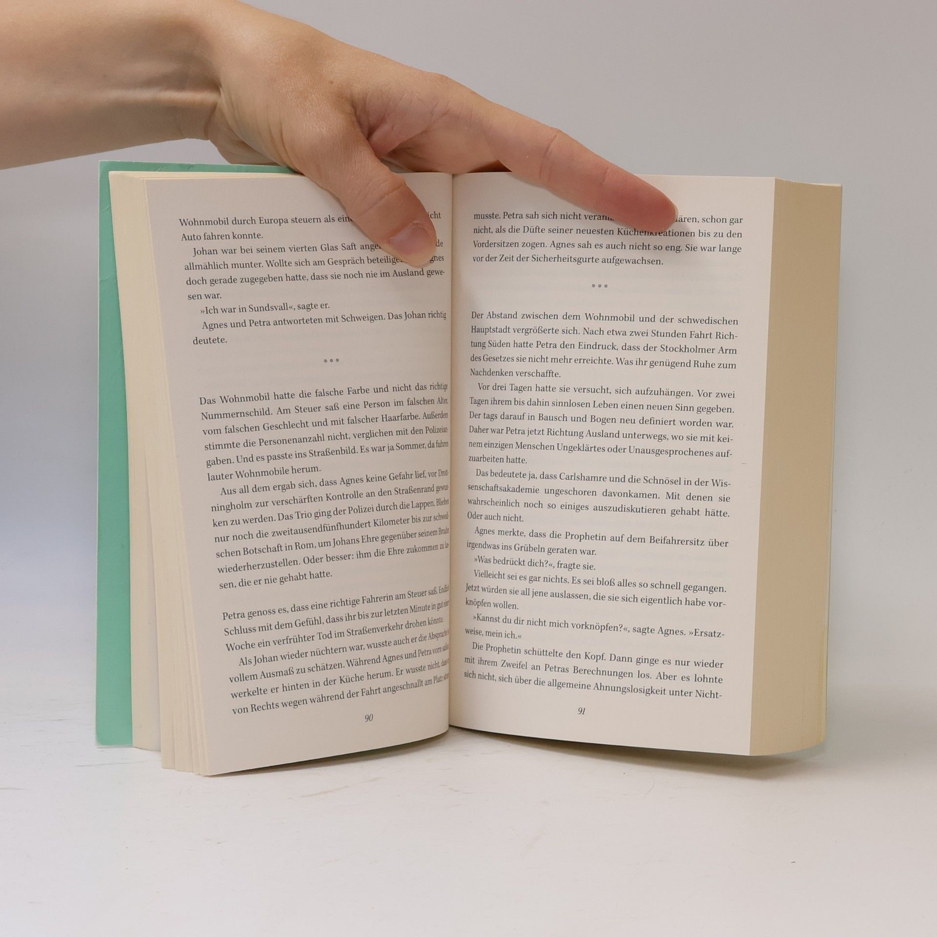 Jonas Jonasson Drei fast geniale Freunde auf dem Weg zum Ende der Welt