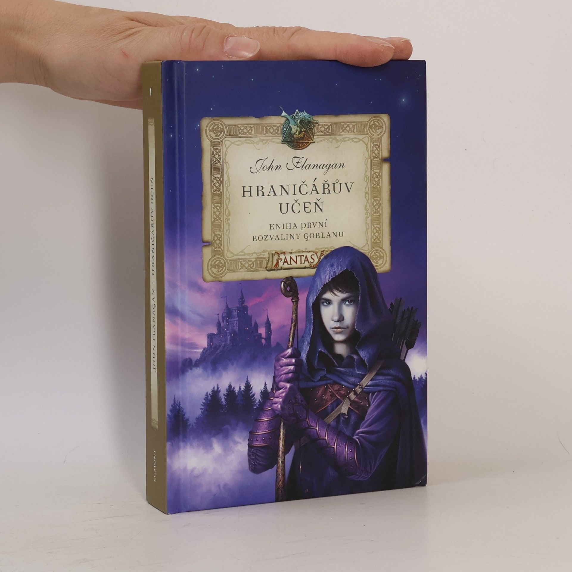 John Flanagan Hraničářův učeň. Rozvaliny Gorlanu