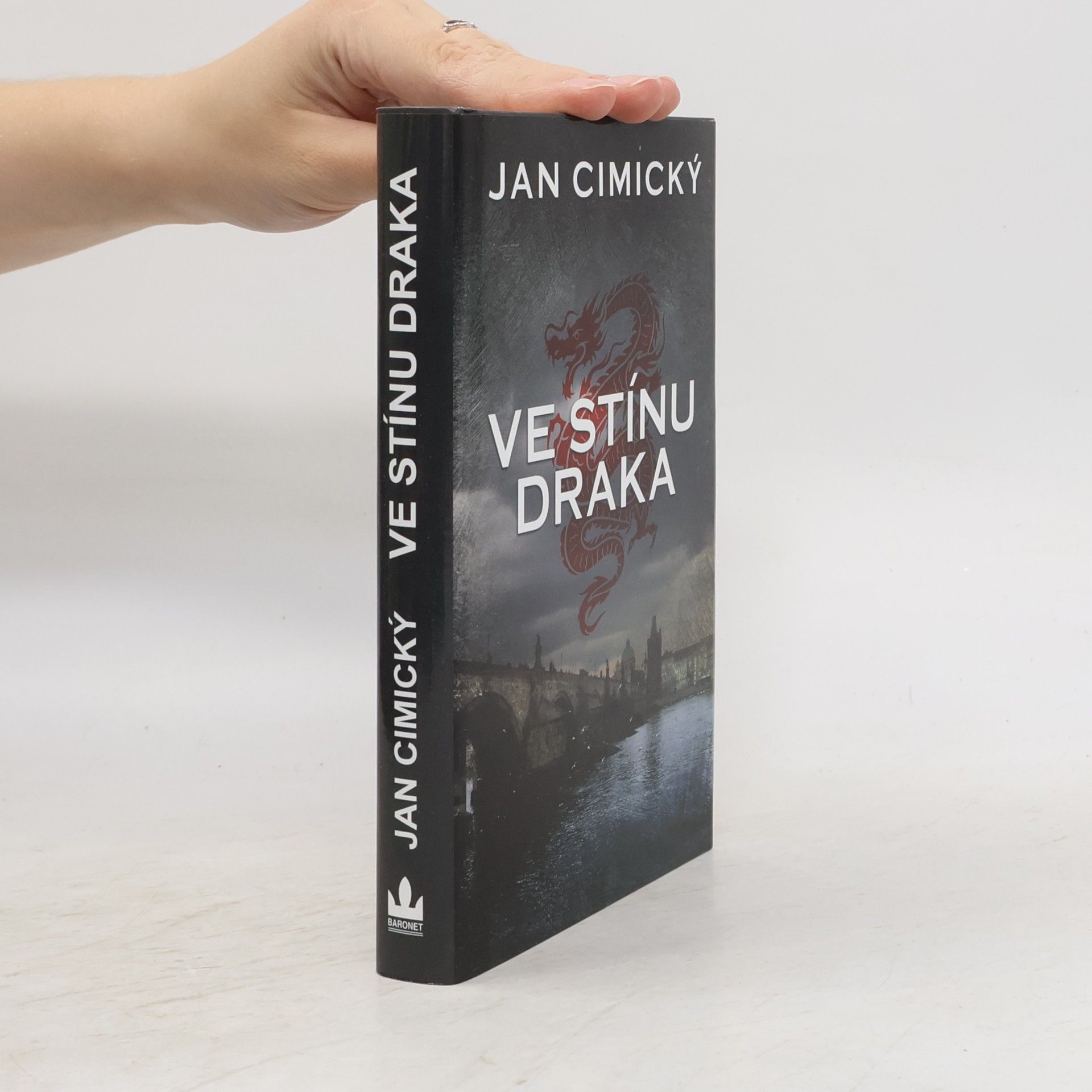Jan Cimický Ve stínu draka