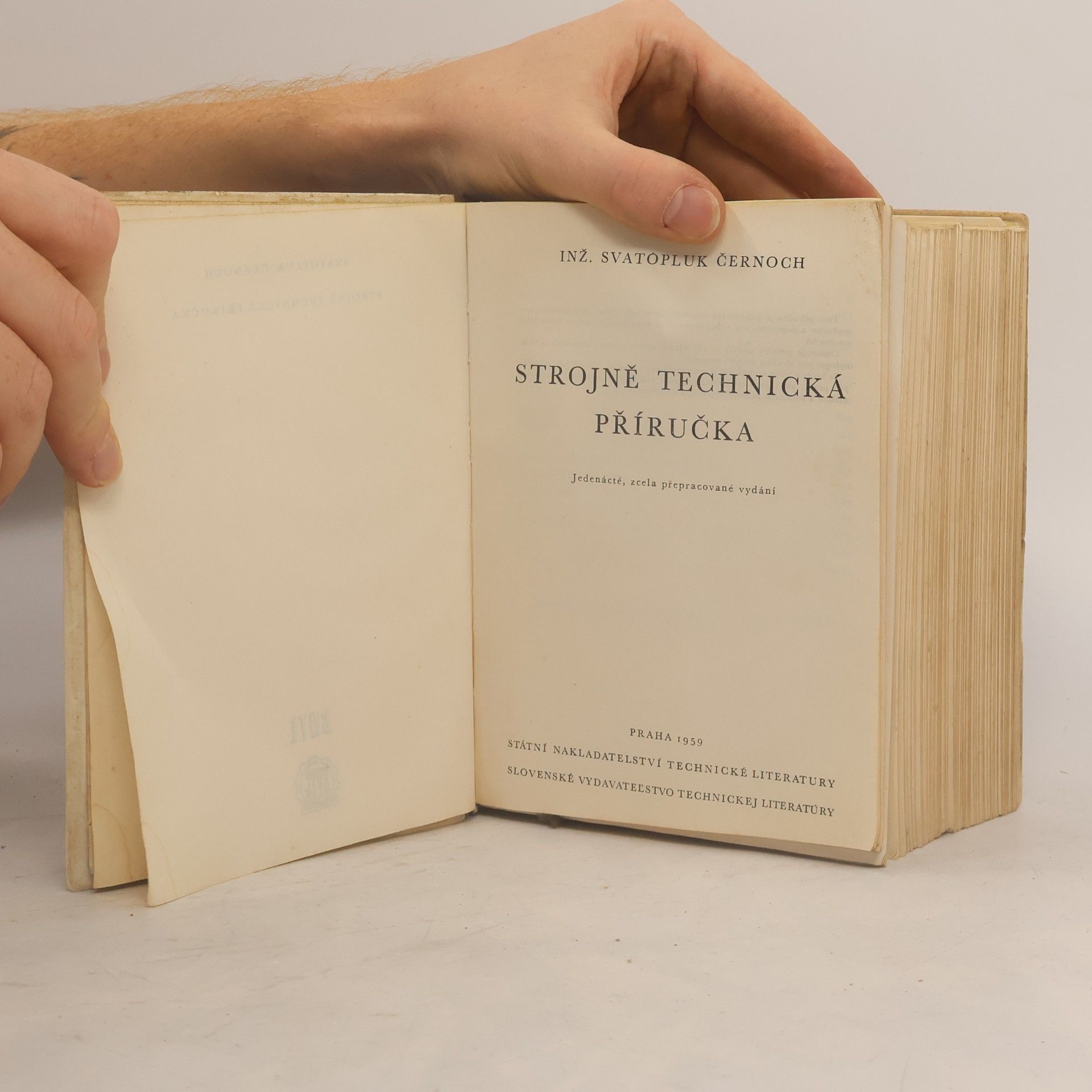 Svatopluk Černoch Strojně technická příručka