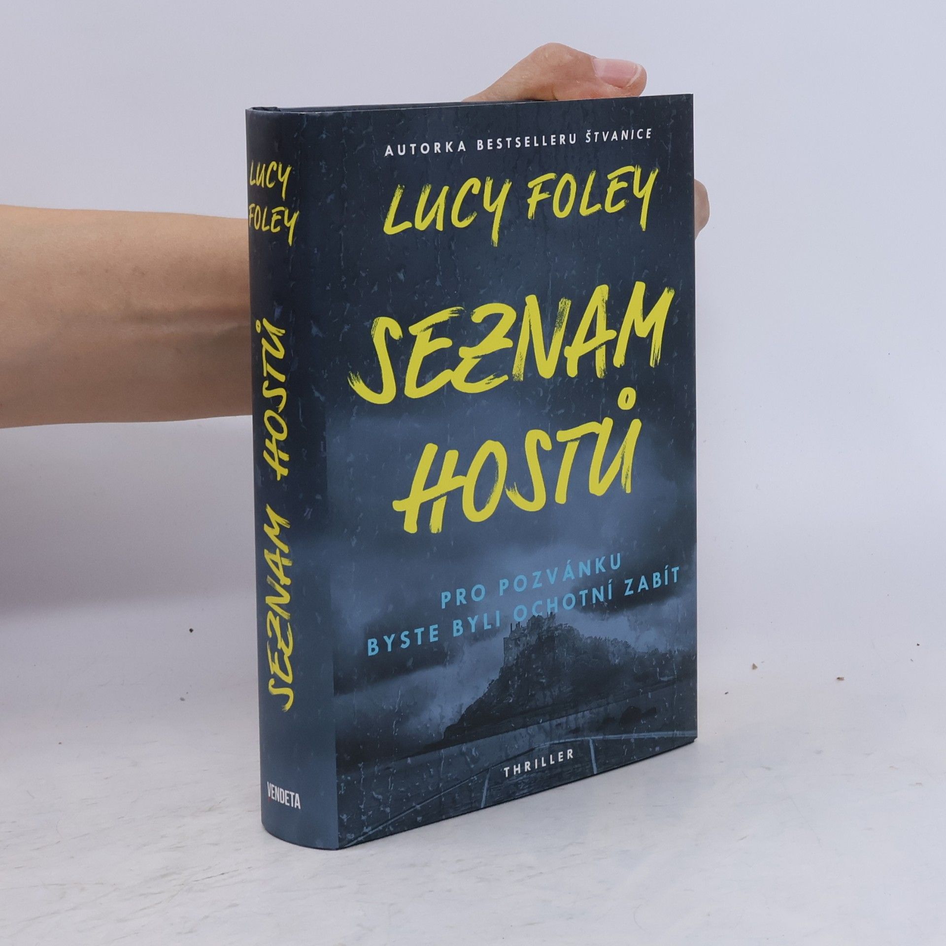 Lucy Foley Seznam hostů