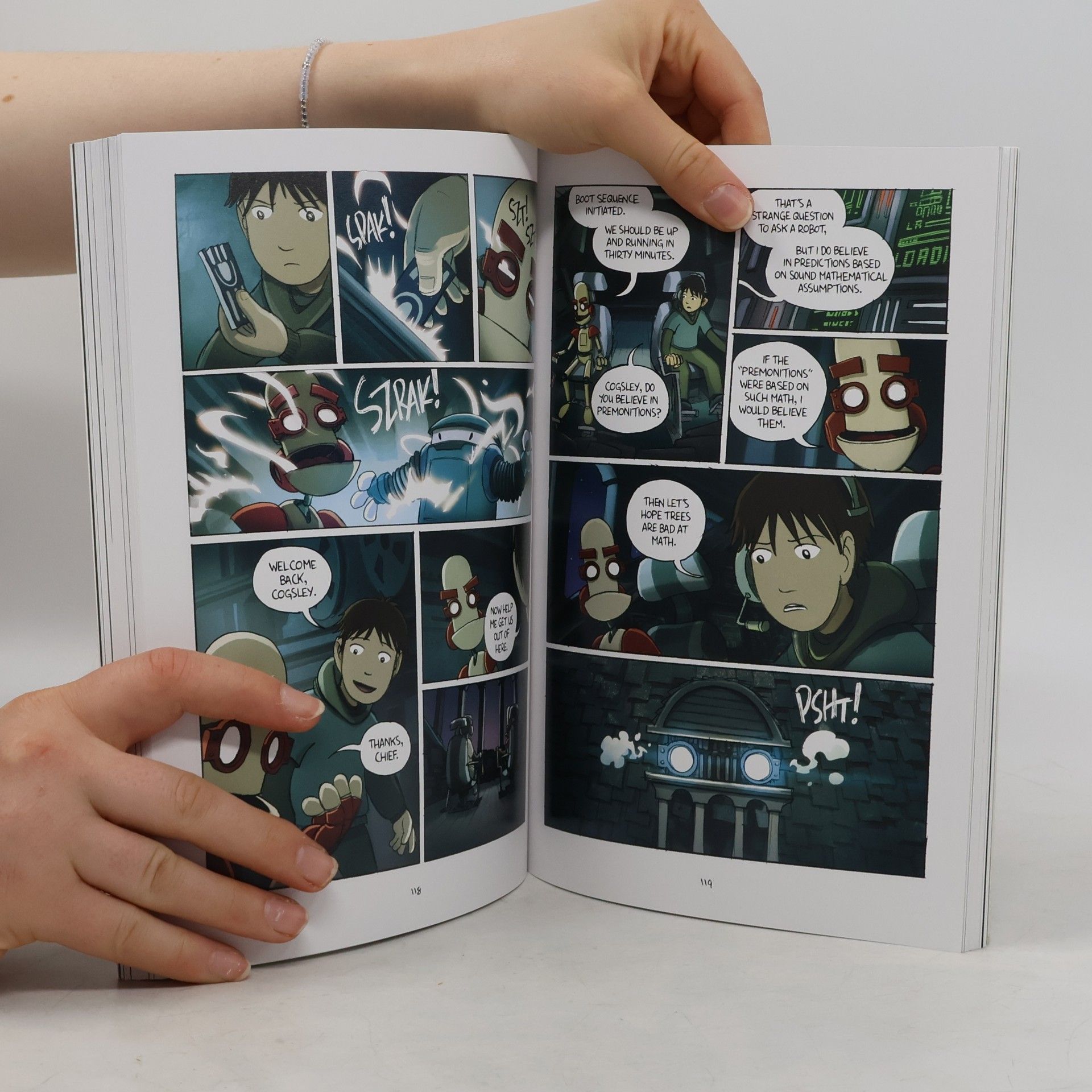 Kazu Kibuishi Amulet, Book Two