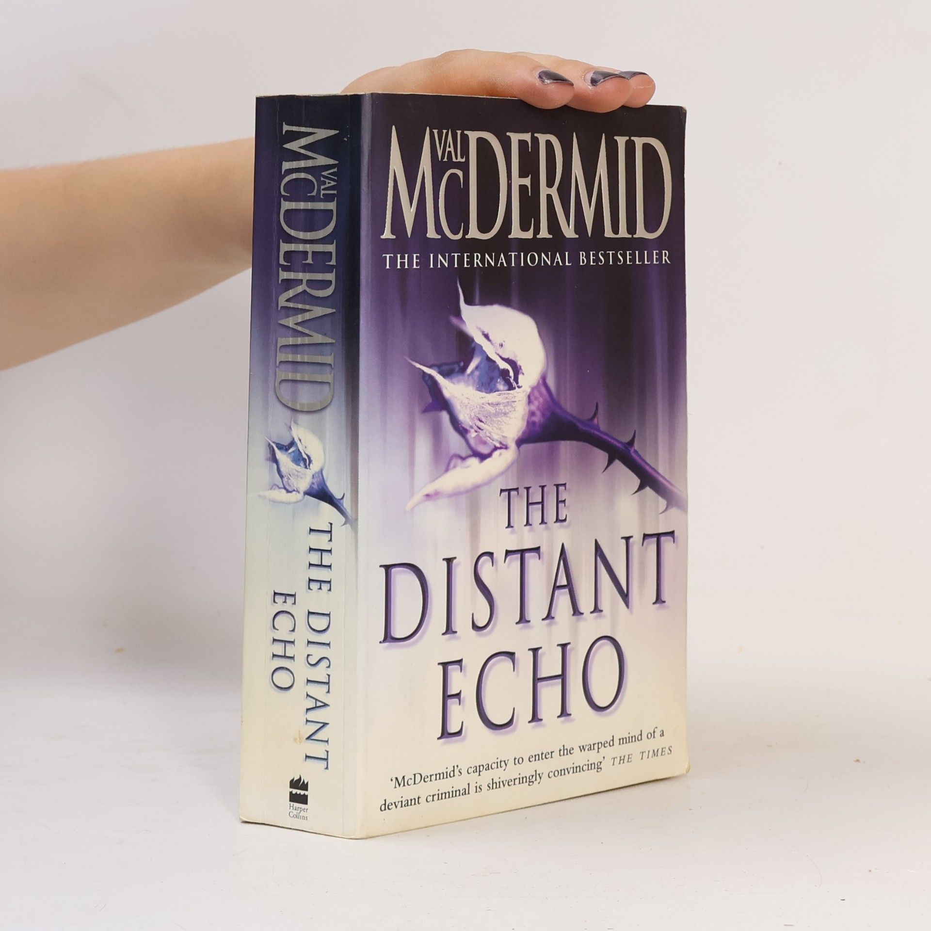 Val McDermid The Distant Echo