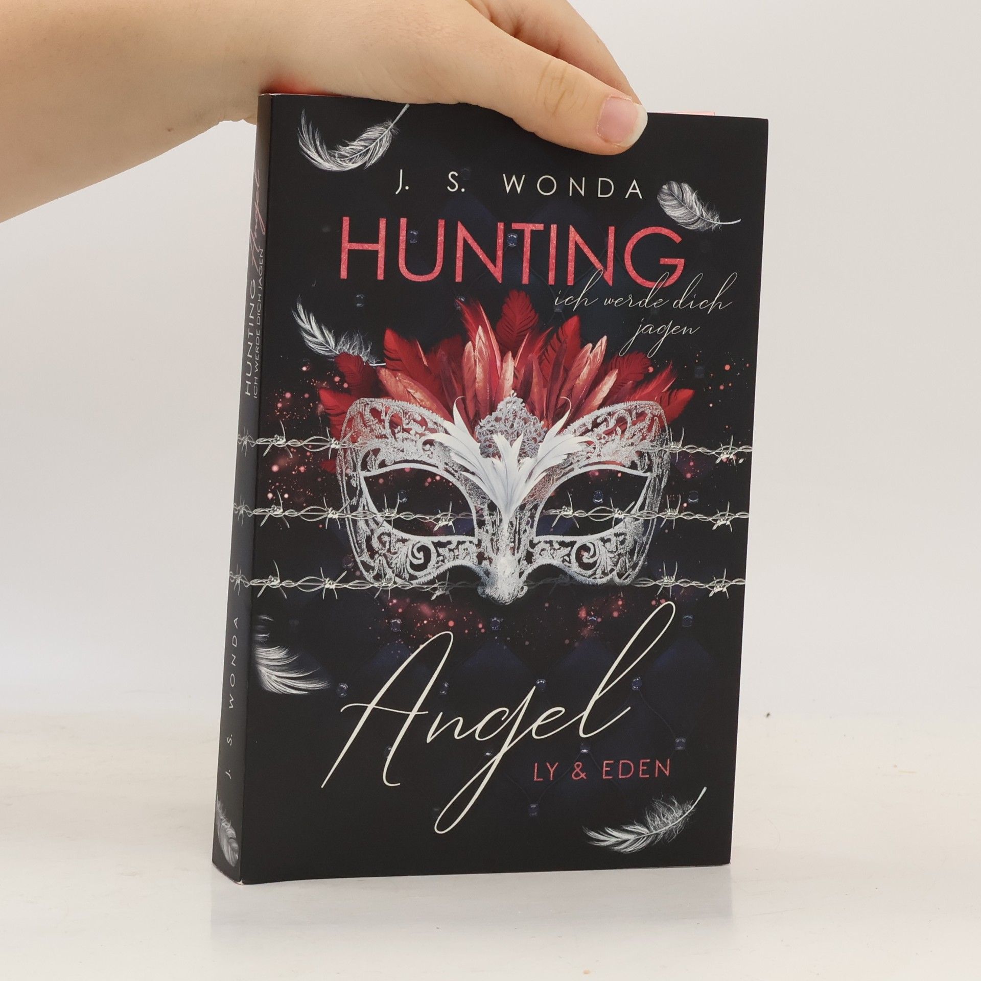 Jane S. Wonda Hunting Angel