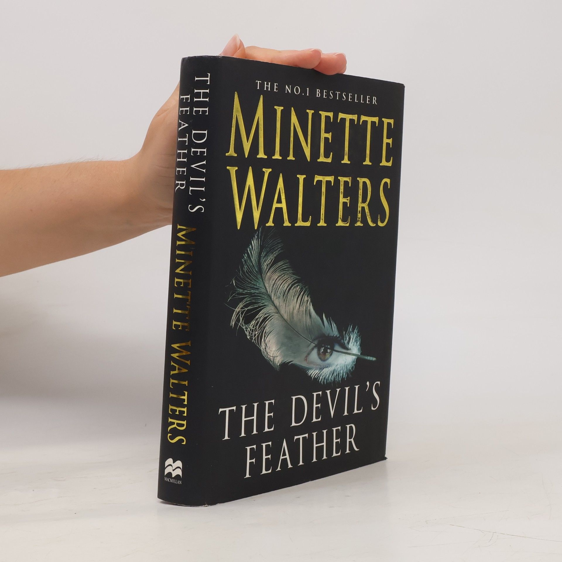 Minette Walters The Devil's Feather