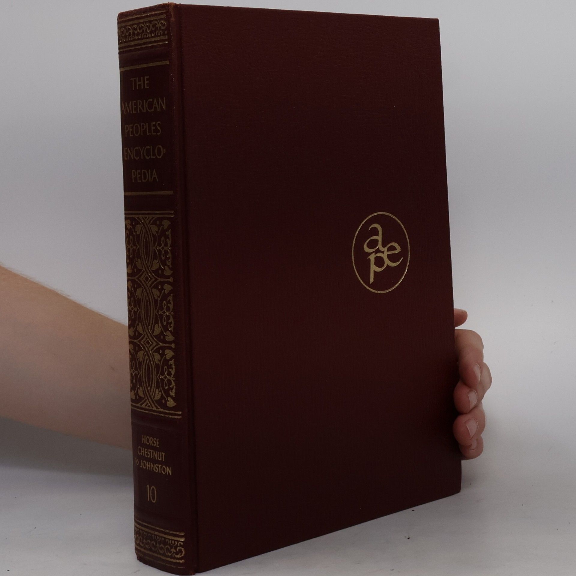 Various authors The American Peoples Encyklopedia 10