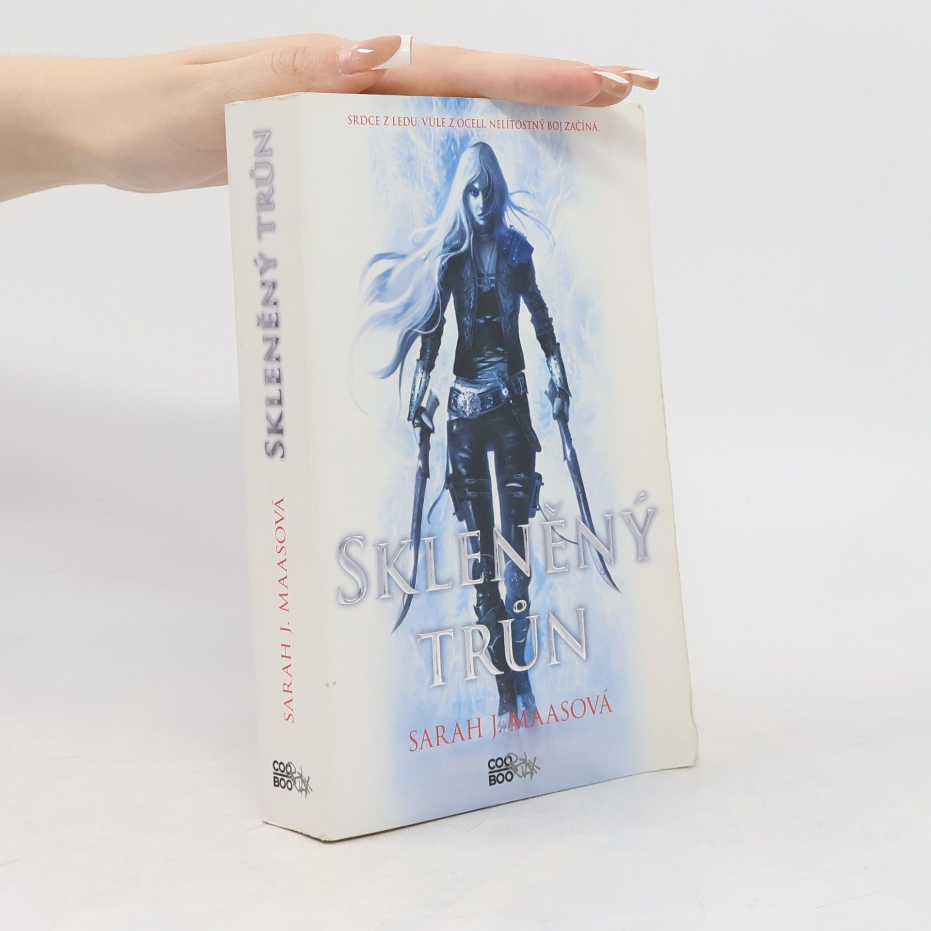 Sarah J. Maas Skleněný trůn