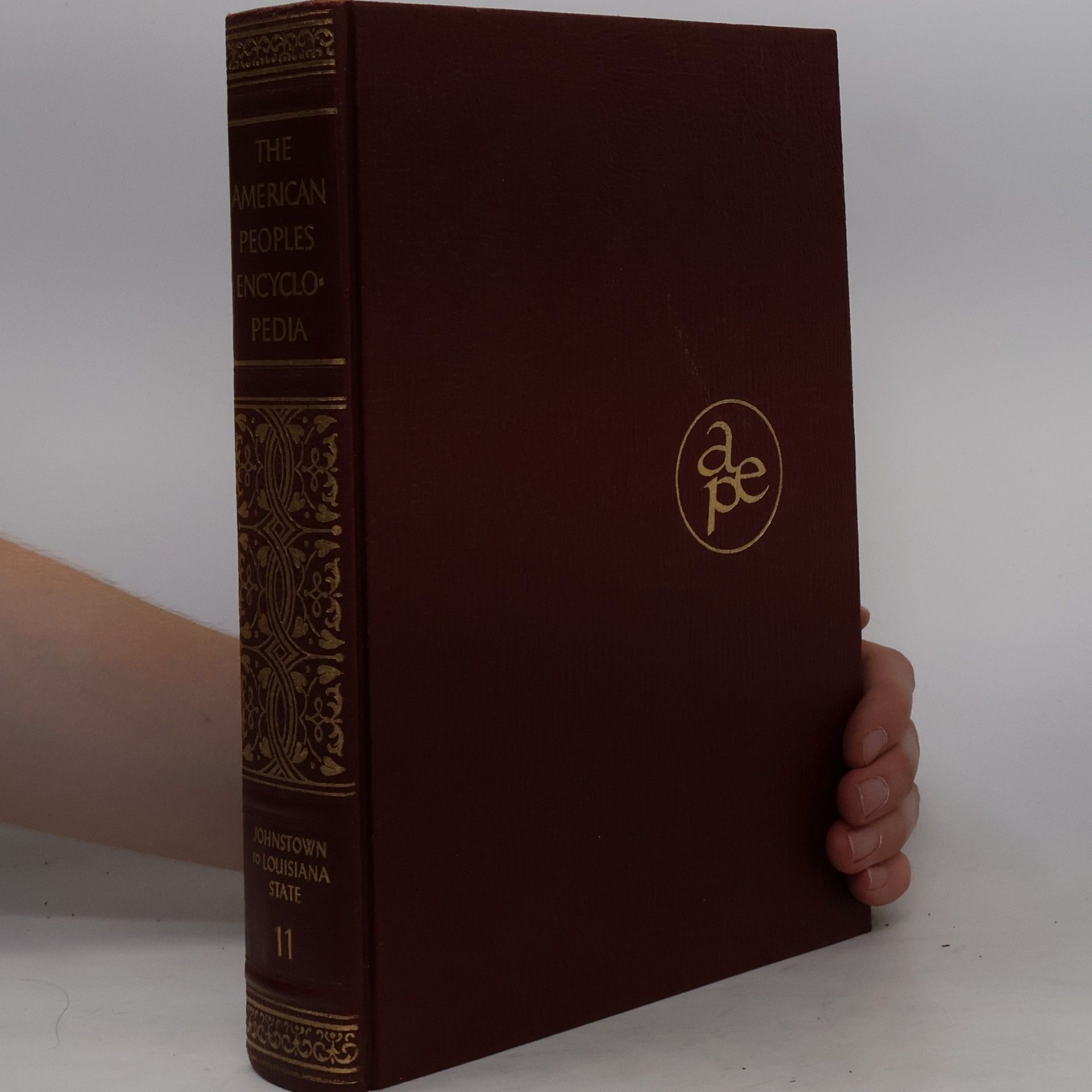 Kolektiv autorů The American Peoples Encyklopedia 11
