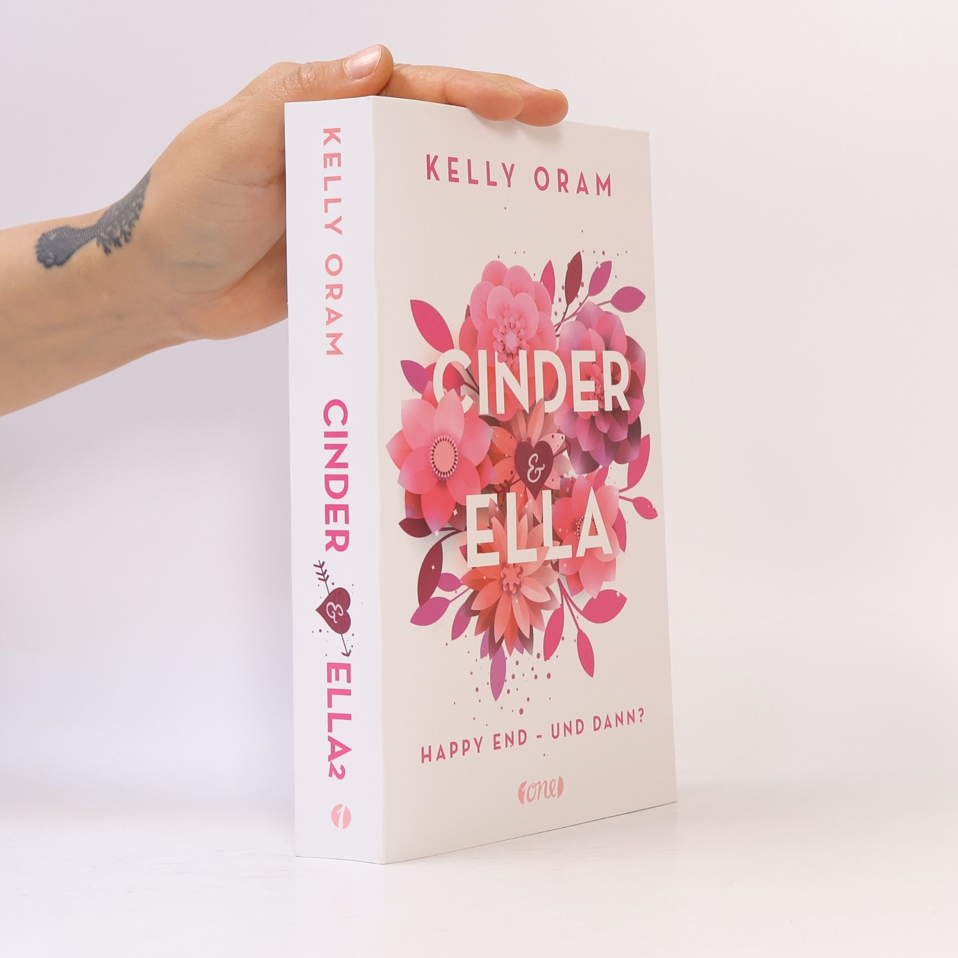 Kelly Oram Cinnder & Ella. Happy End - und dann?