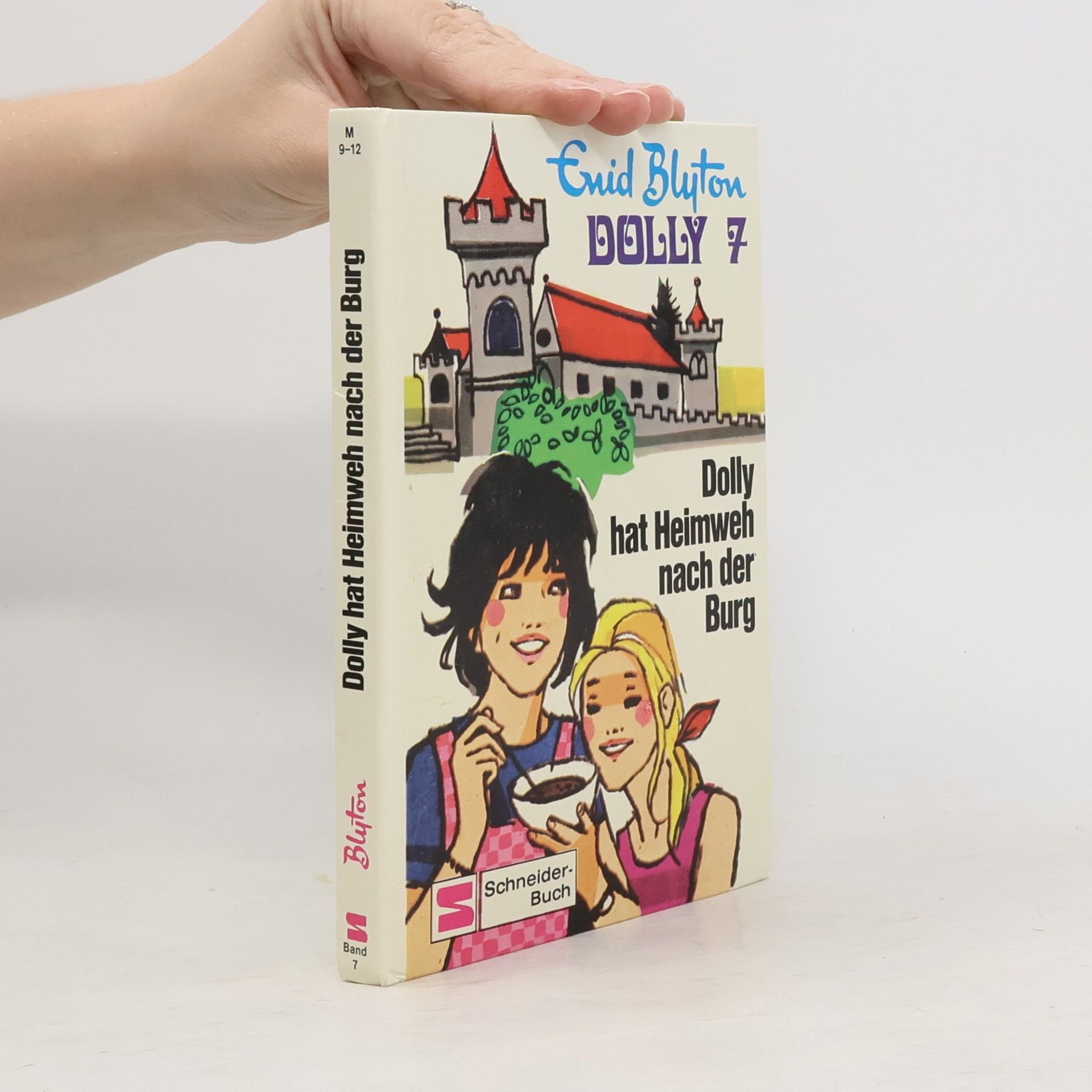 Enid Blyton Dolly hat Heimweh nach der Burg