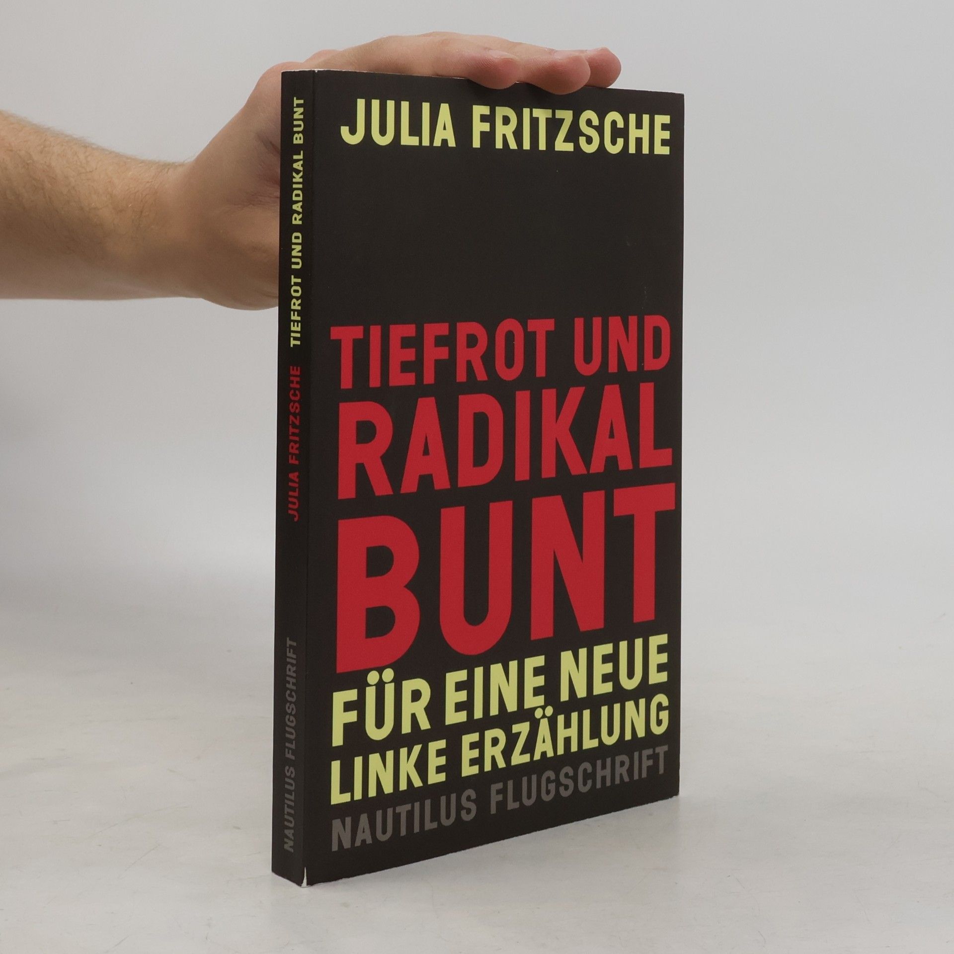 Julia Fritzsche Tiefrot und radikal bunt