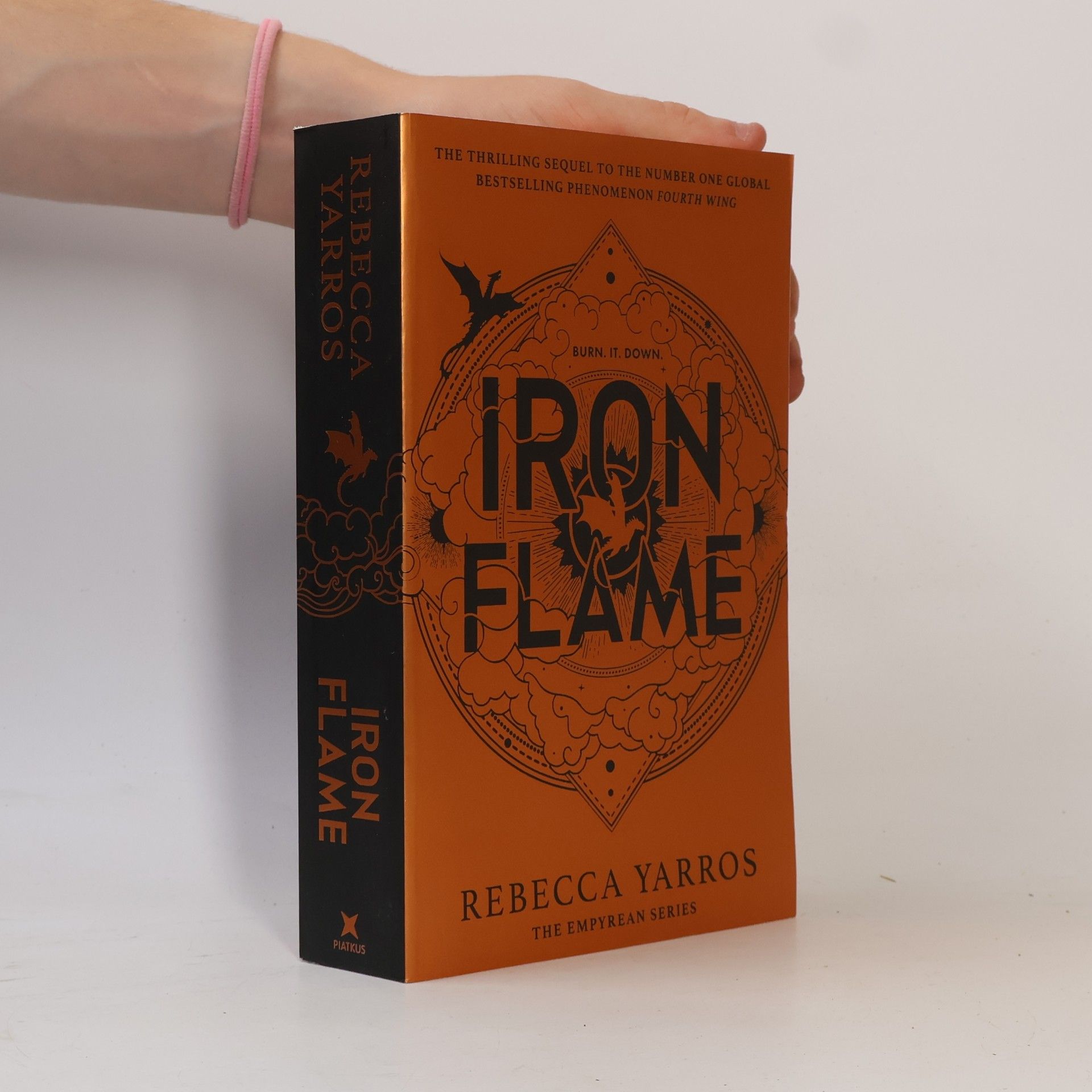 Rebecca Yarros Iron Flame