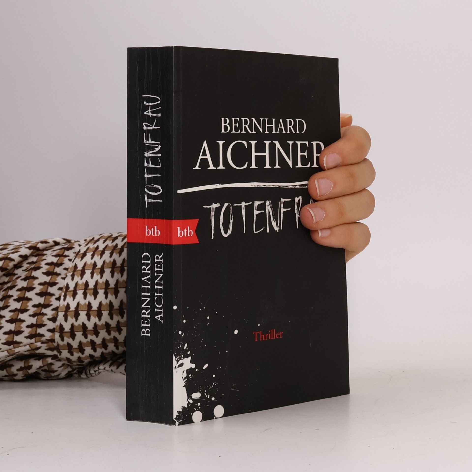 Bernhard Aichner Totenfrau